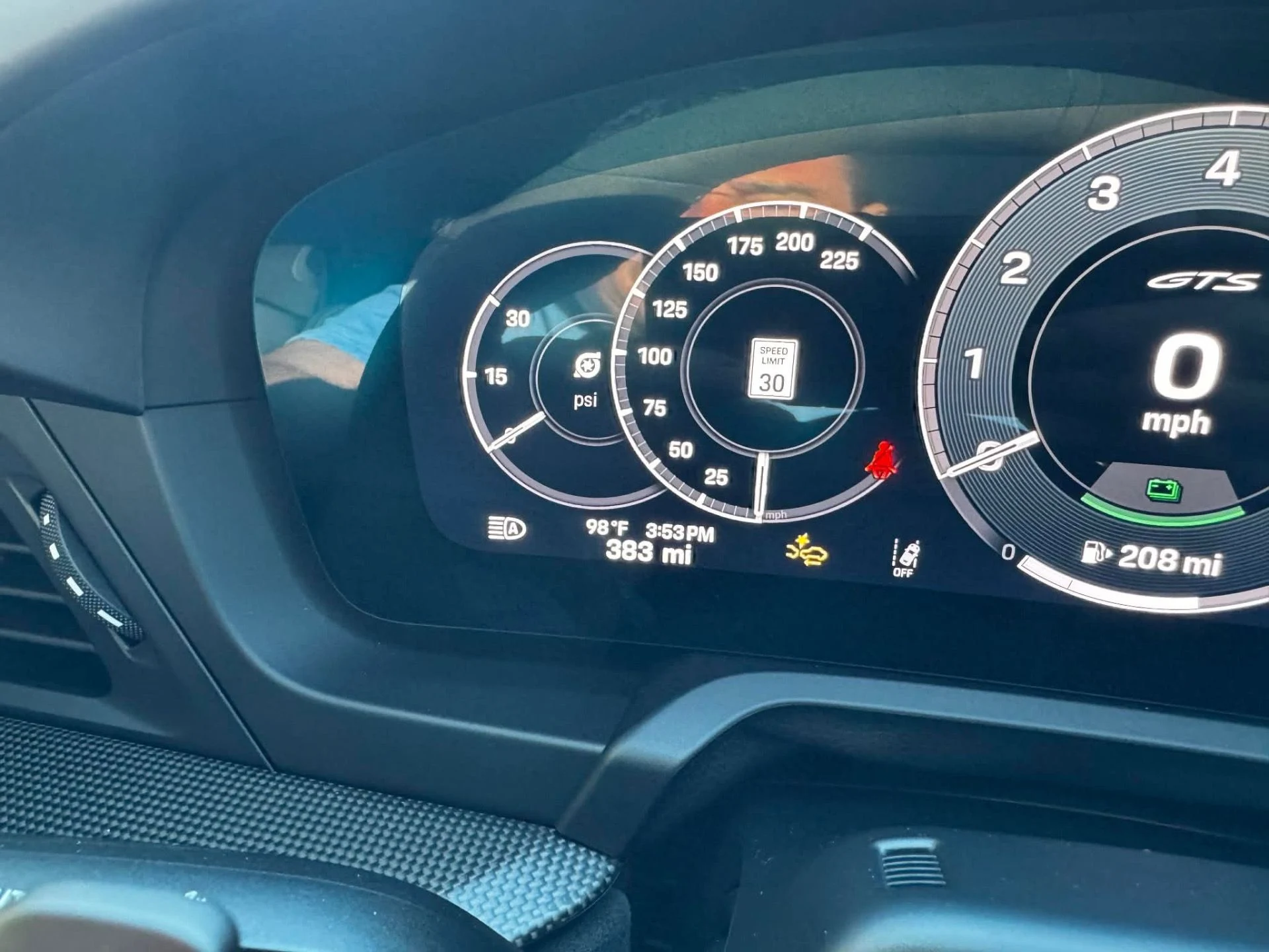 mph002_2502797374_13244_p3_l_126b52681a