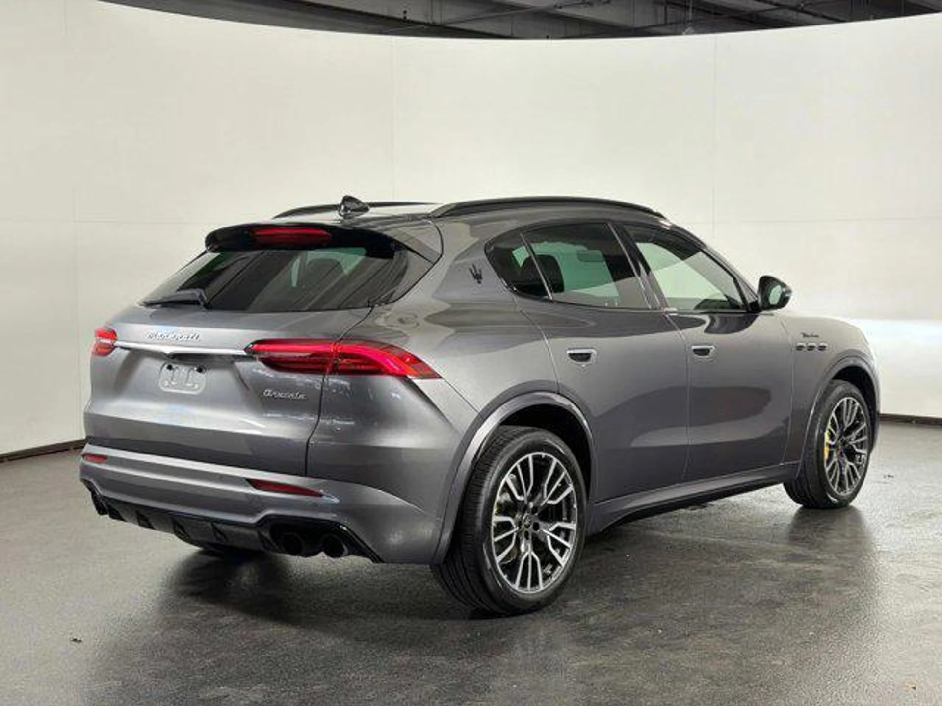 mph002_2504357962_X_Dzfe_Dyak_P60_DP_9_Uwe62fjo_Nsf_Q_02518be741