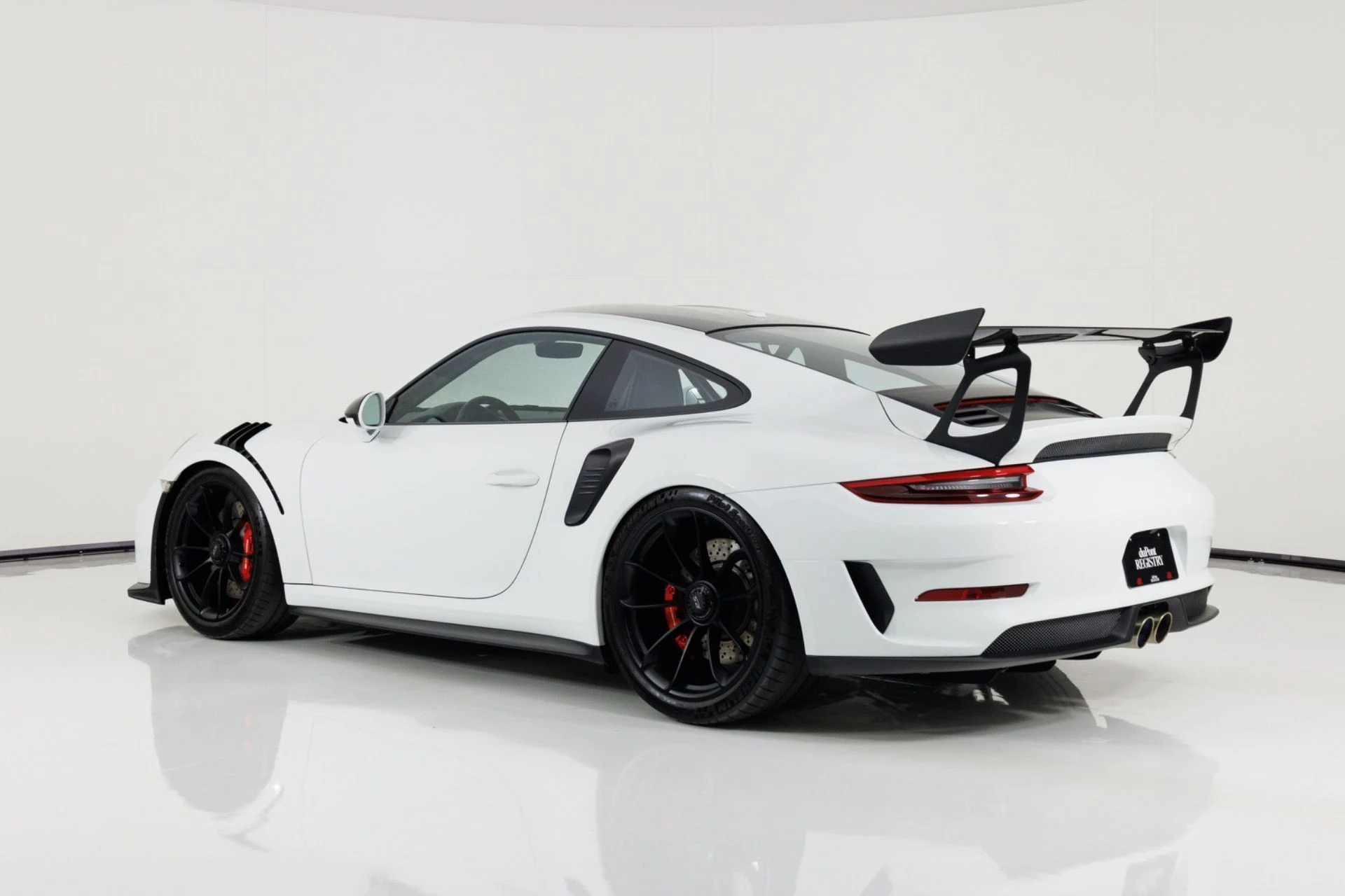 mph002_25208949_Used_2019_Porsche_911_GT_3_RS_1779316613_6b73598e9c