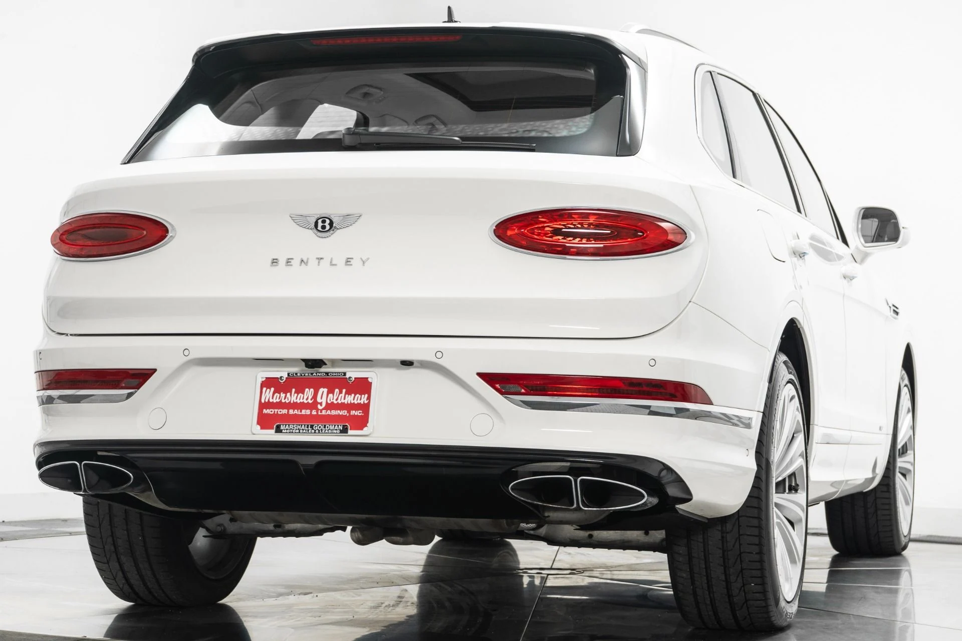 mph002_2521061738_Used_2021_Bentley_Bentayga_V8_1752875666_430553bf94