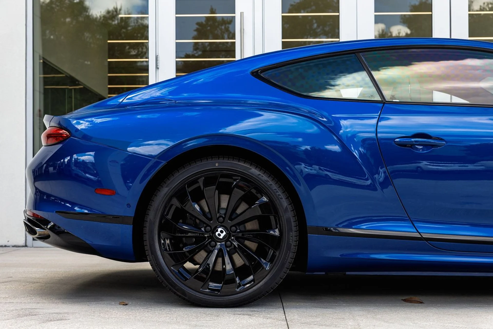 mph002_2531451468_1f9715f177f1b2062b38c754e2343a1cx_12a0c0b9fc