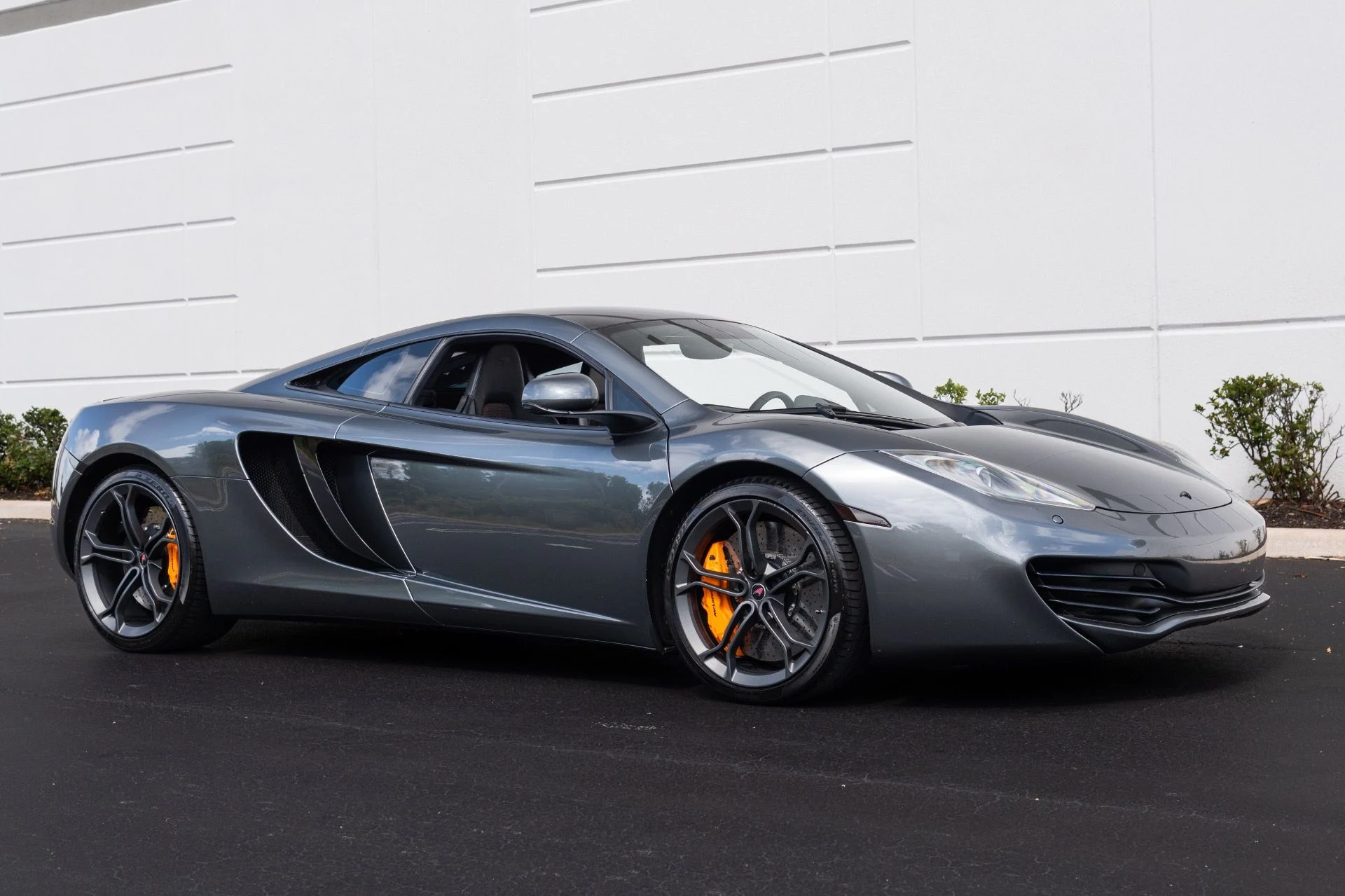 mph002_2536175633_Used_2012_Mc_Laren_MP_4_12_C_1779851241_7a7e3bf957