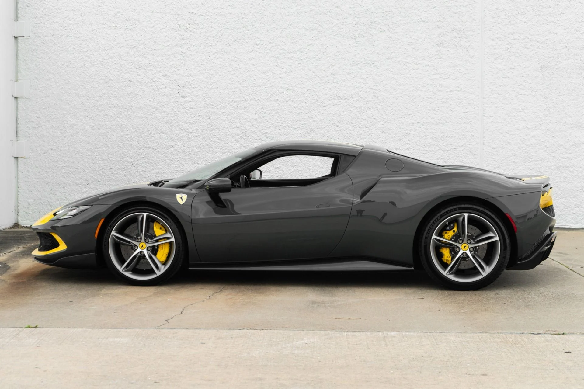mph002_253736449_Used_2022_Ferrari_296_GTB_Assetto_Fiorano_Package_1779121610_3770c62808