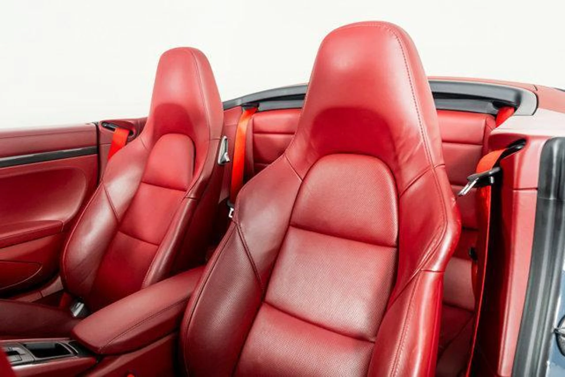 mph002_2541166131_gm_Ry_M_Tf_Mjieoh_I1_K2_NC_6v_Przw5o_db8a22bf4d