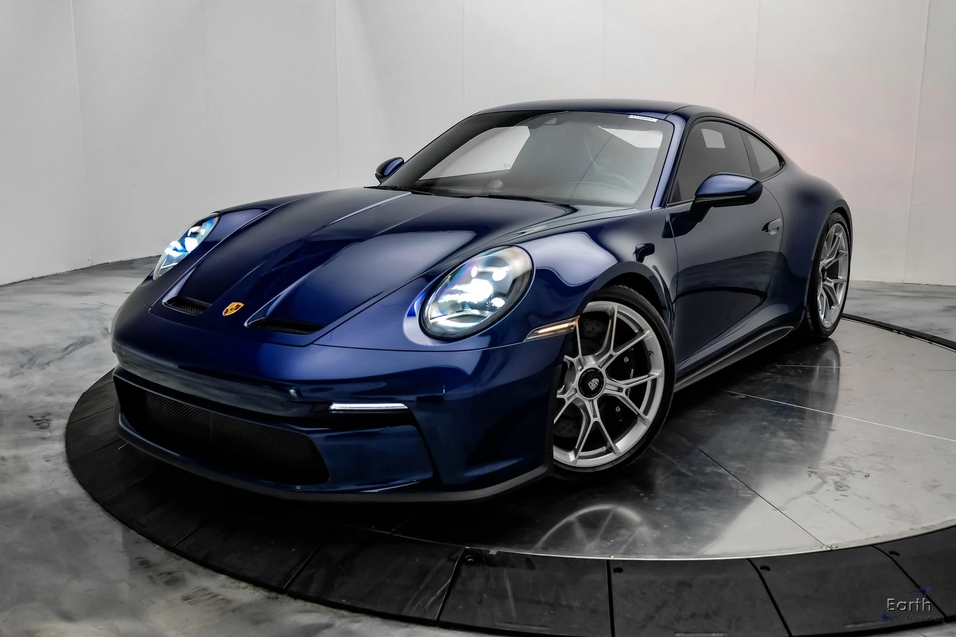 mph002_254472421_5e25f9cca04557ab800f94673a73aa92x_27c10d1231