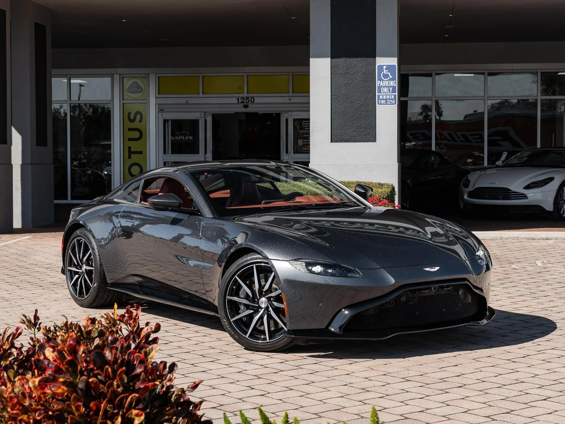 mph002_2557347824_Used_2021_Aston_Martin_Vantage_Coupe_Automatic_1771064395_e41ddf1c1a