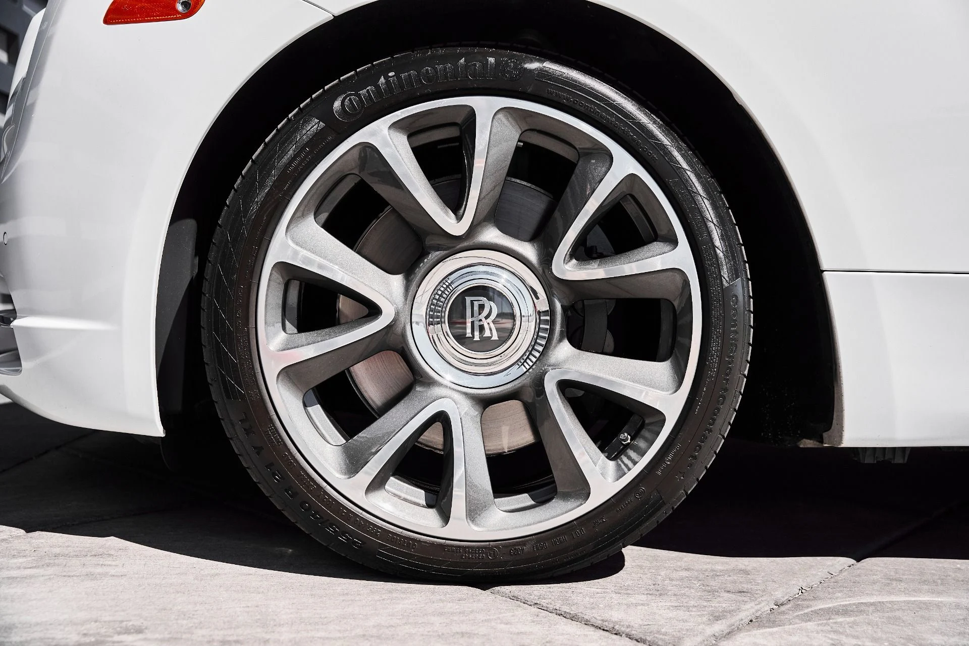 mph002_2557815486_Used_2020_Rolls_Royce_Wraith_Base_1775285093_d29e63384b