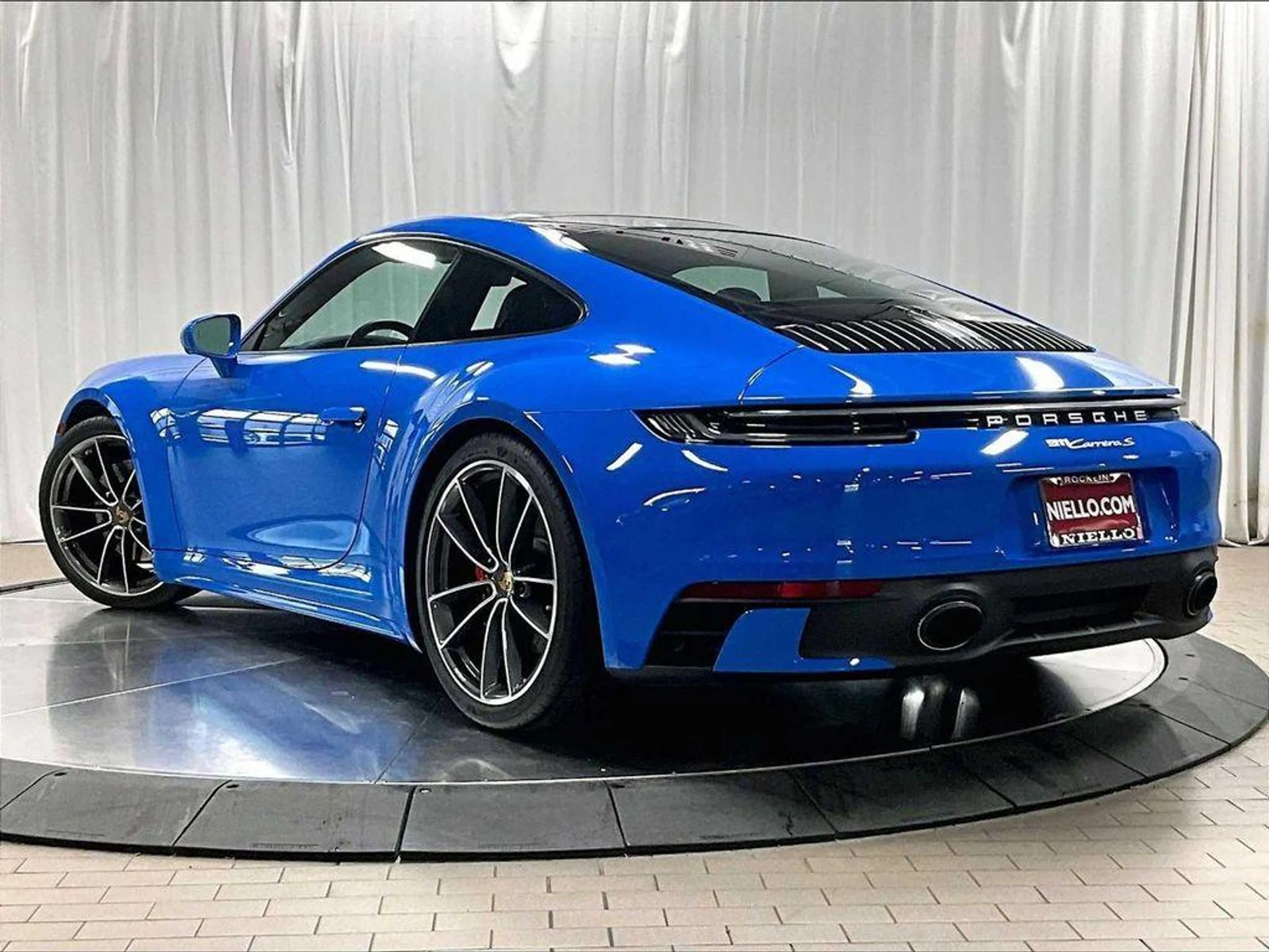 mph002_2563461261_j28x_T8_C8_Nqeg_G_Lcy8_WS_Yme96d_FI_5987aeffb3