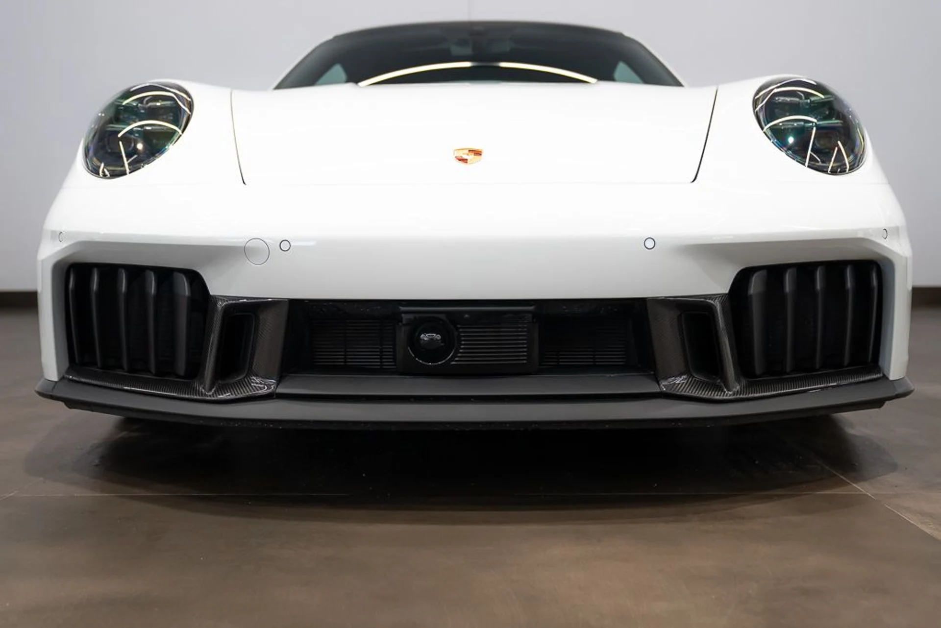 mph002_2567588039_porsche_911_2026_jpg_v_1775165756_9a421bd44a