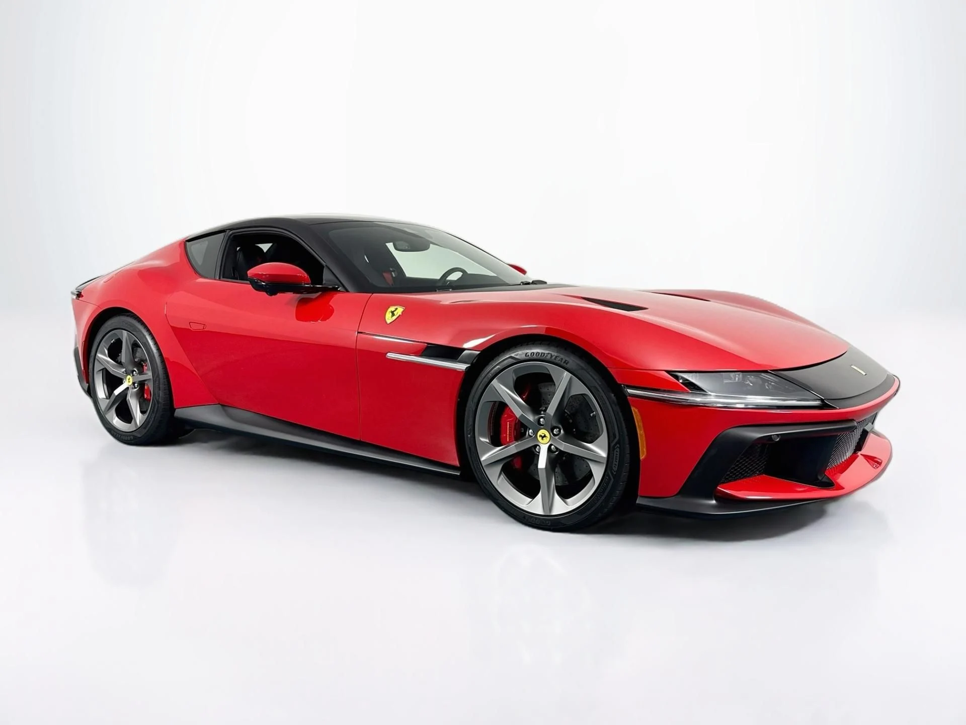 mph002_2570045693_Used_2026_Ferrari_12_Cilindri_1787771864_634d5e513d