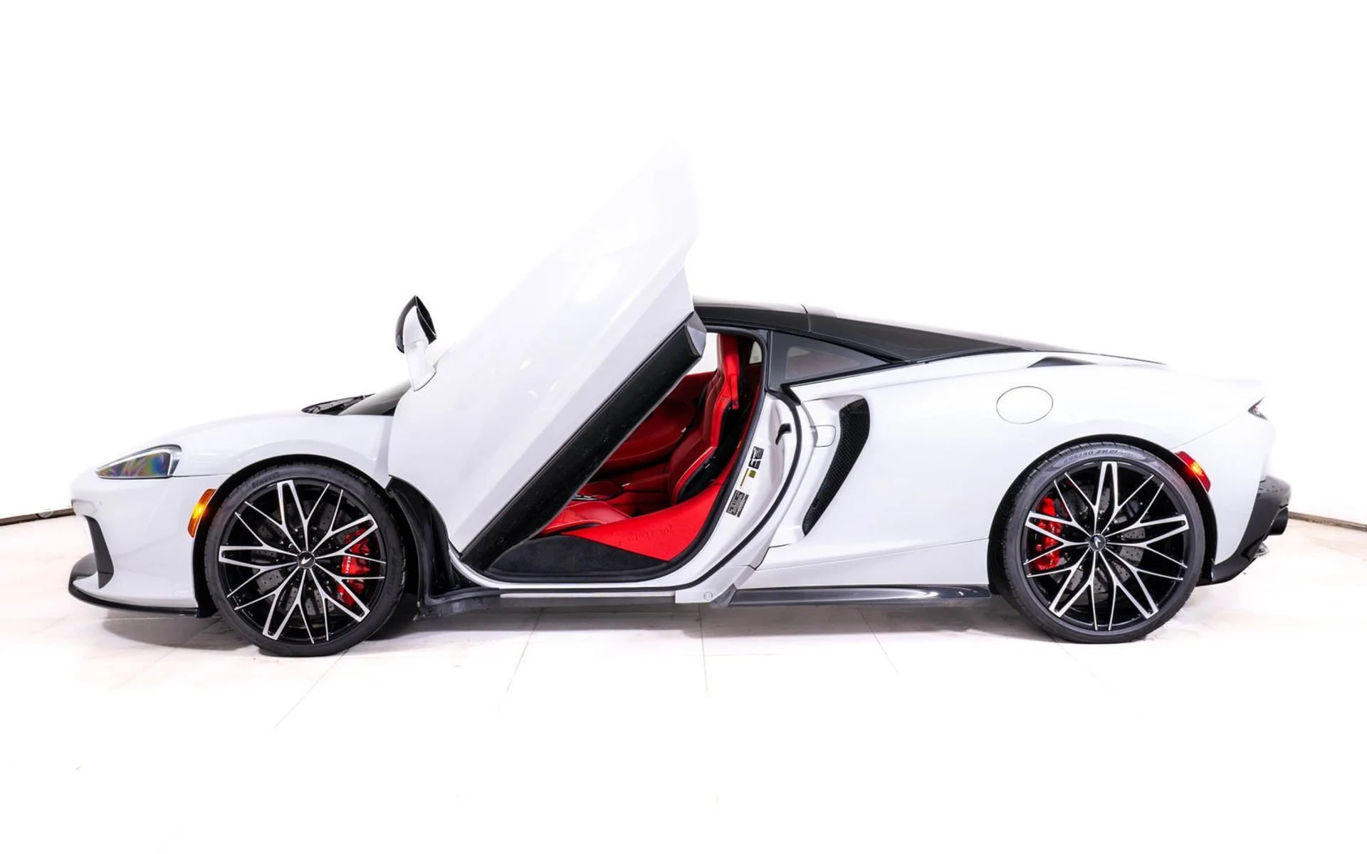 mph002_258396350_1db9c21e1593969486ffbdad9d12eab2x_5c205a68eb