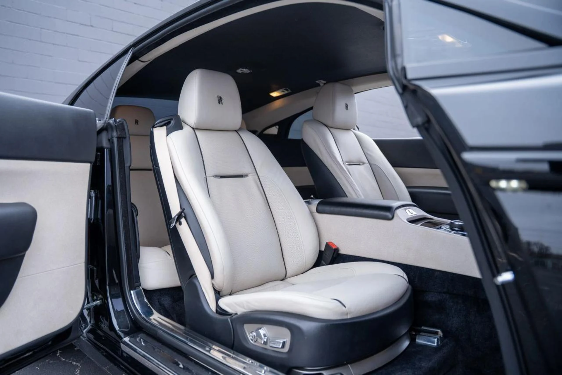 mph002_2588972117_b184965772933d8f6ebb7b3dbcf2509e_1740d6e1a2