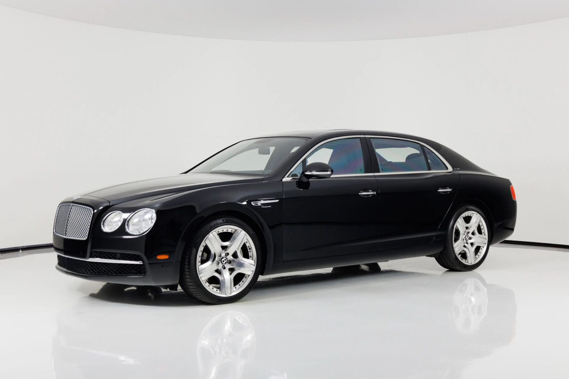 mph002_2592751367_Used_2014_Bentley_Flying_Spur_W12_1779381174_6bc22120de