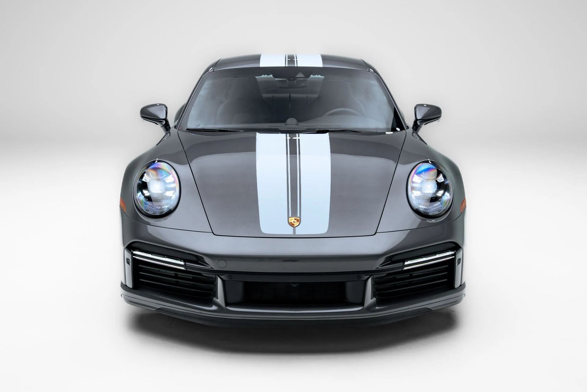 mph002_2597995772_Used_2023_Porsche_911_Sport_Classic_1776441851_560f1e0596