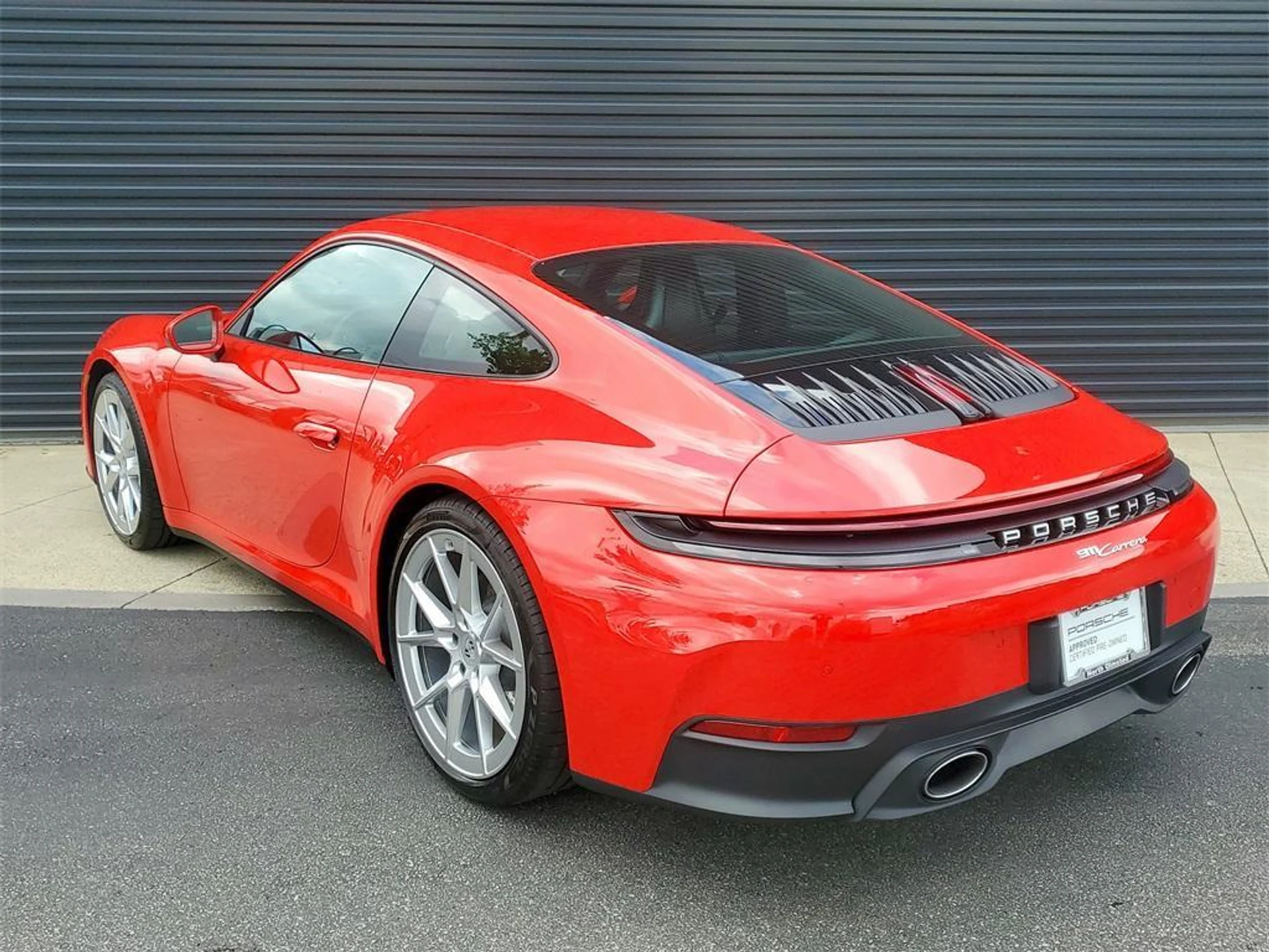 mph002_260229683_Sly_W_z_UC_5_KFVP_bz_Ak_HV_7d0f_JPE_b93d0da637