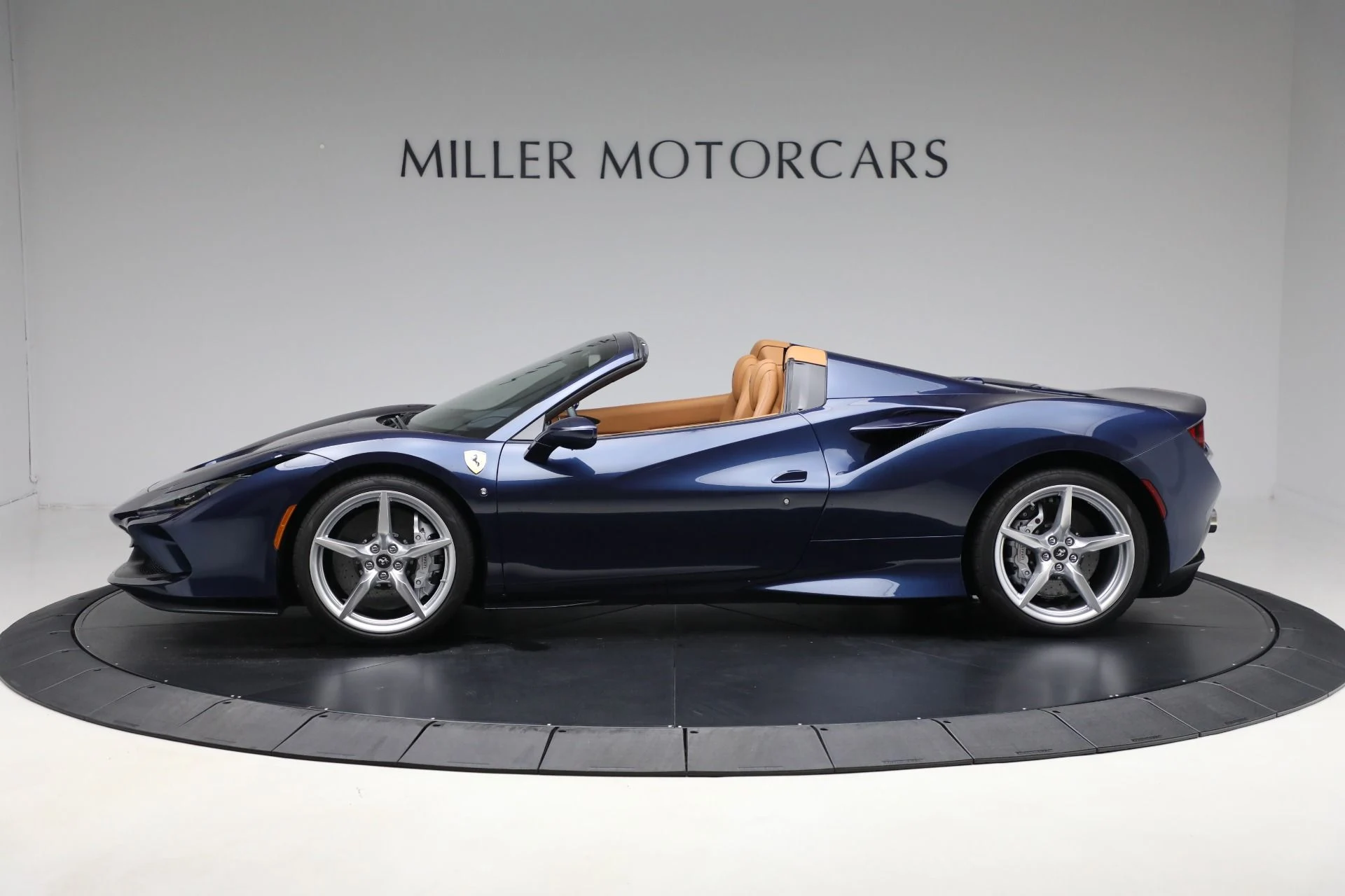 mph002_2604869257_Used_2022_Ferrari_F8_Spider_98e8349f23