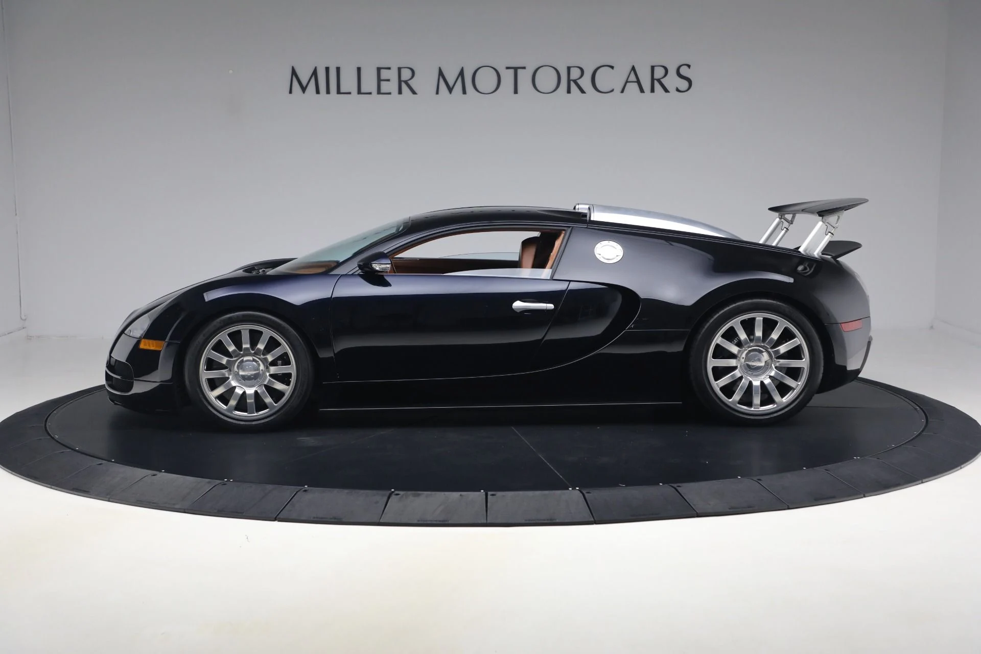 mph002_260741904_Used_2006_Bugatti_Veyron_164_7ddad3440f