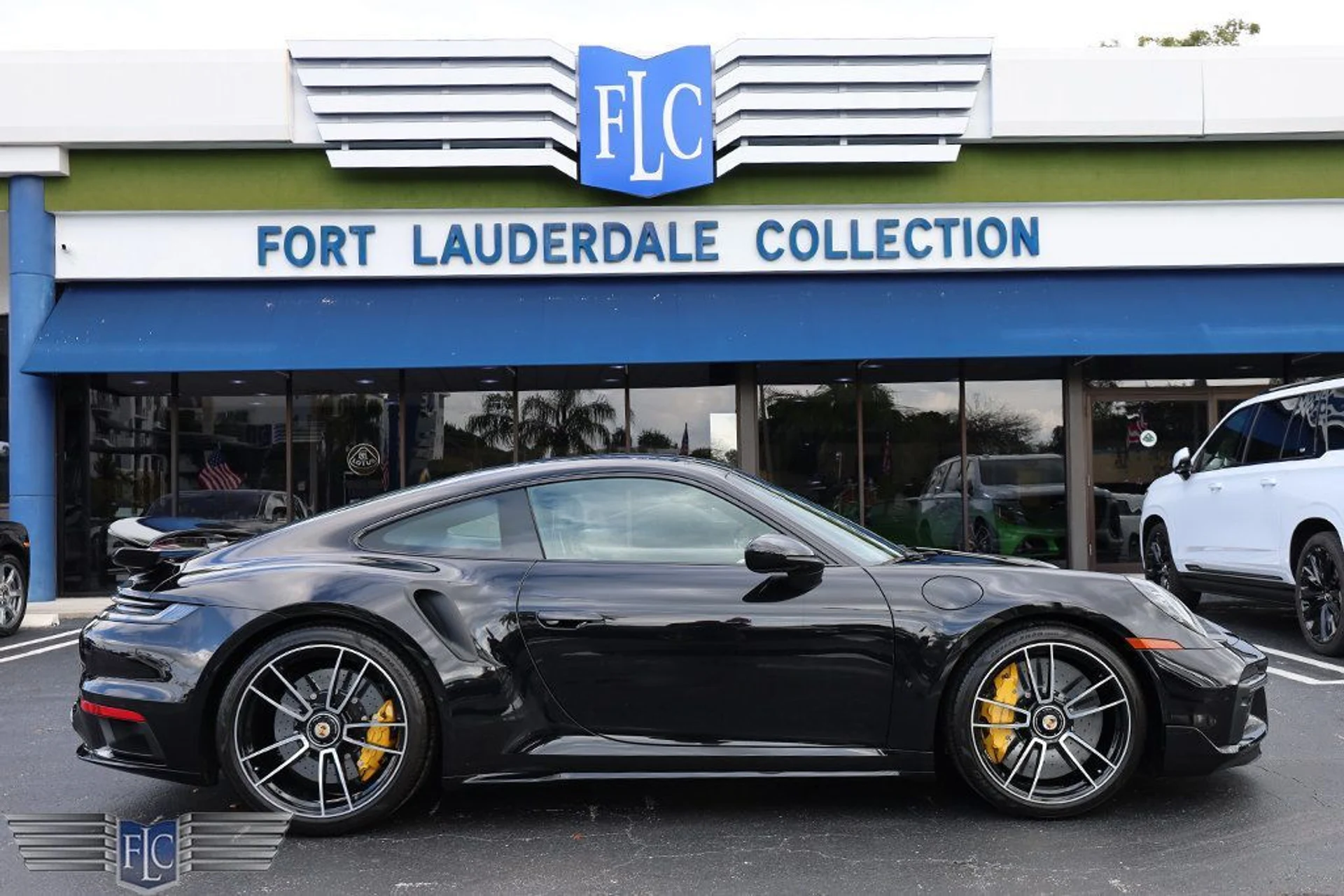 mph002_2607725801_used_2022_porsche_911_turboscoupe_6305_22972338_3_1024_8e5092fed7