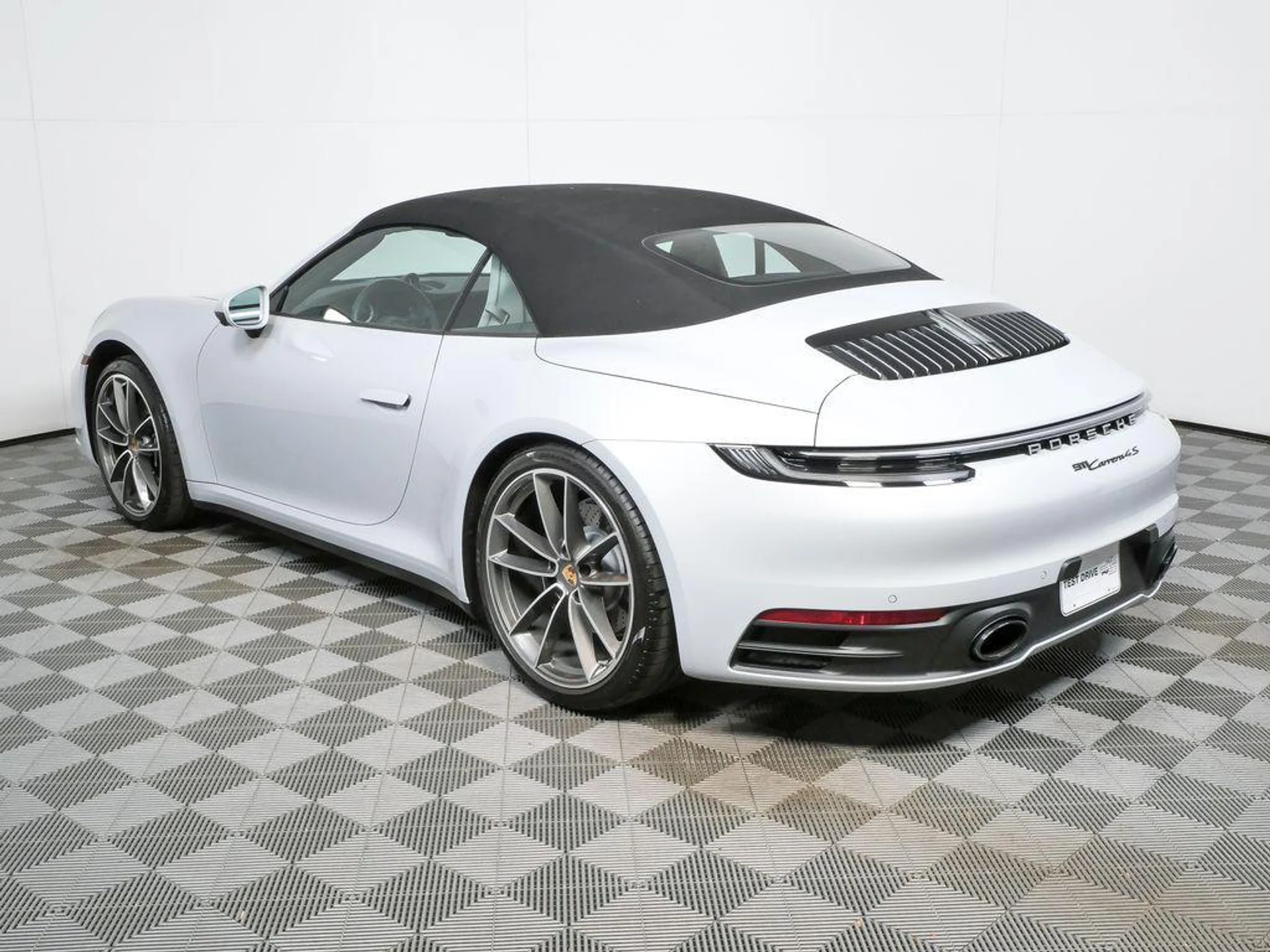 mph002_2612555769_o_Aa_Qj2_Nn_N2u_Vf_Fb_T0g_AZI_81_Uco_976f4f1c97