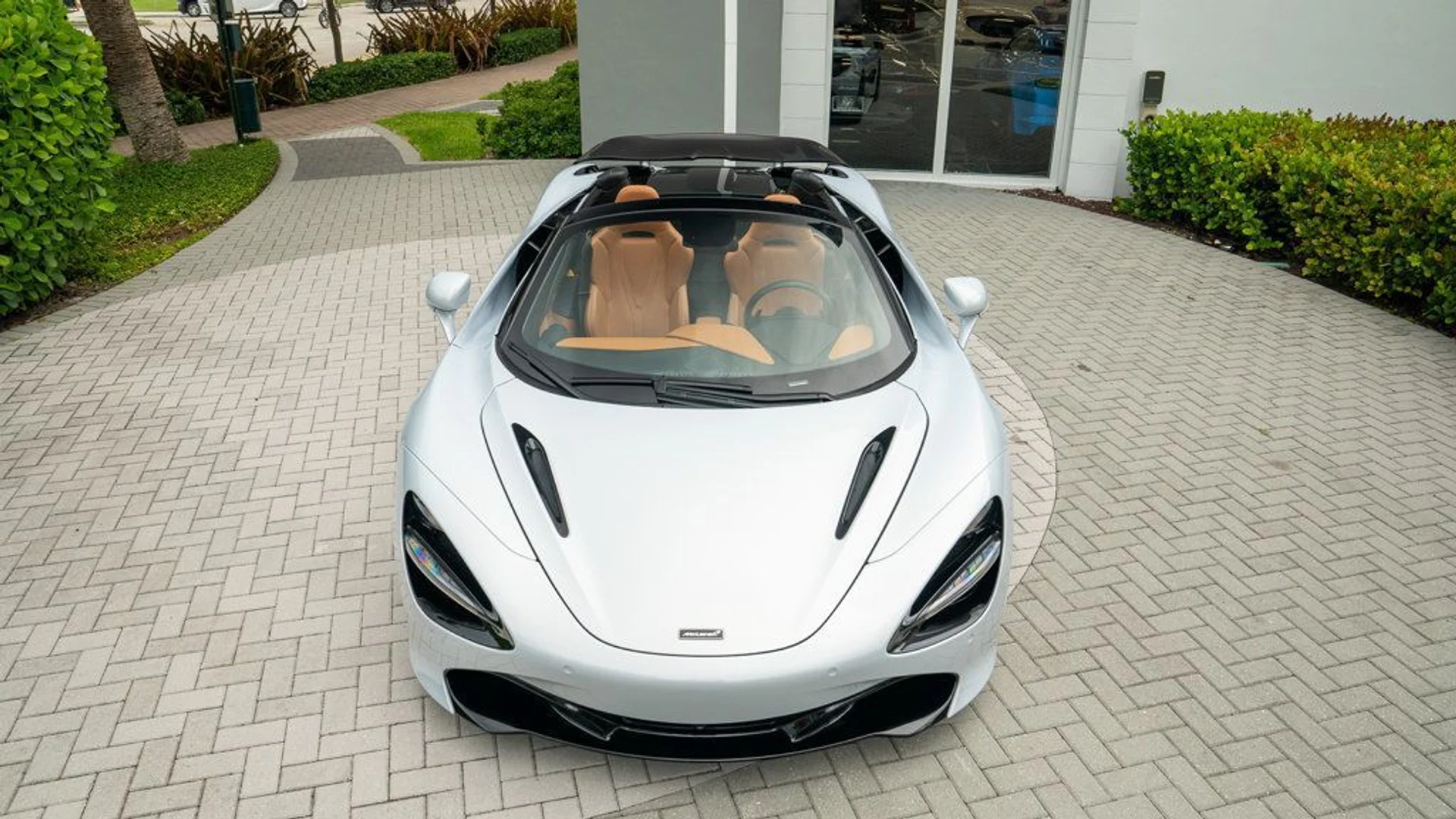 mph002_261813935_used_2020_mclaren_720s_performancespider_14354_22877735_3_1024_61db2a2186