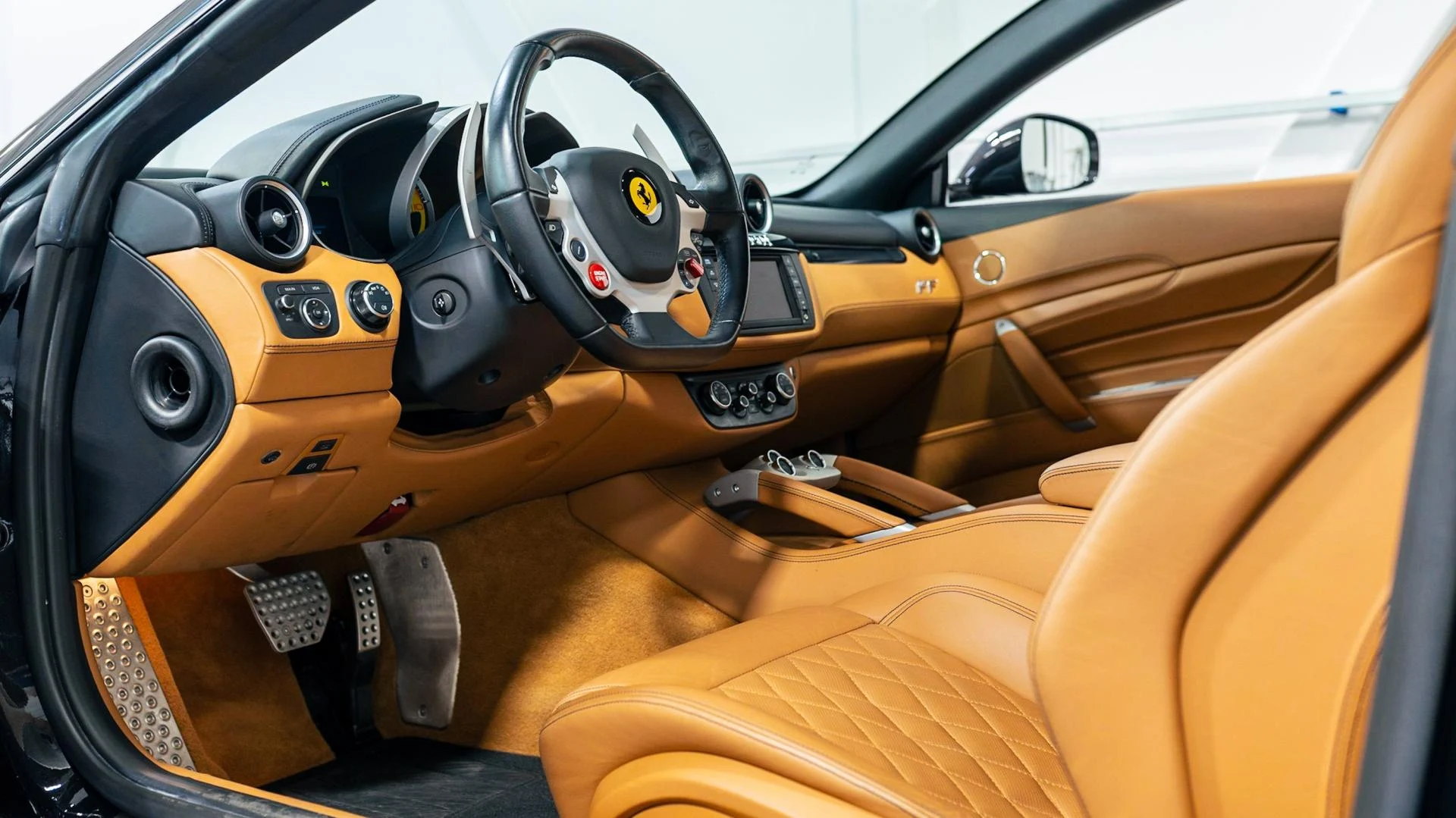 mph002_2631046221_Used_2012_Ferrari_FF_1786193346_6ca55bc9f1