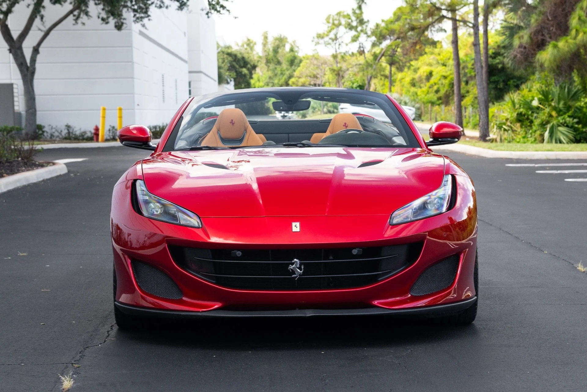 mph002_2632988895_Used_2019_Ferrari_Portofino_1779385815_977c96da10
