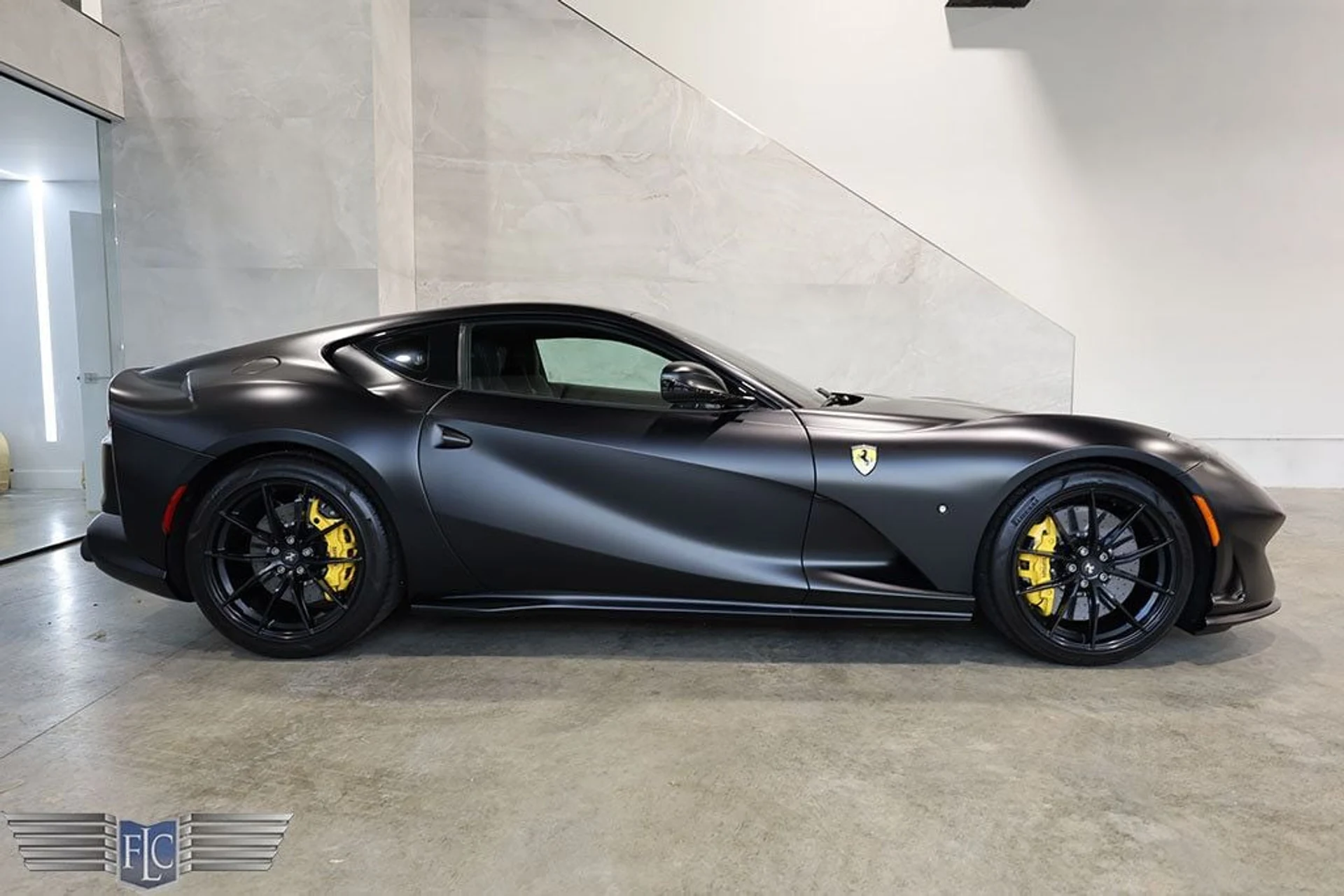 mph002_2638398408_used_2018_ferrari_812_superfast_coupe_9689_22652792_3_1024_e80bd7494f