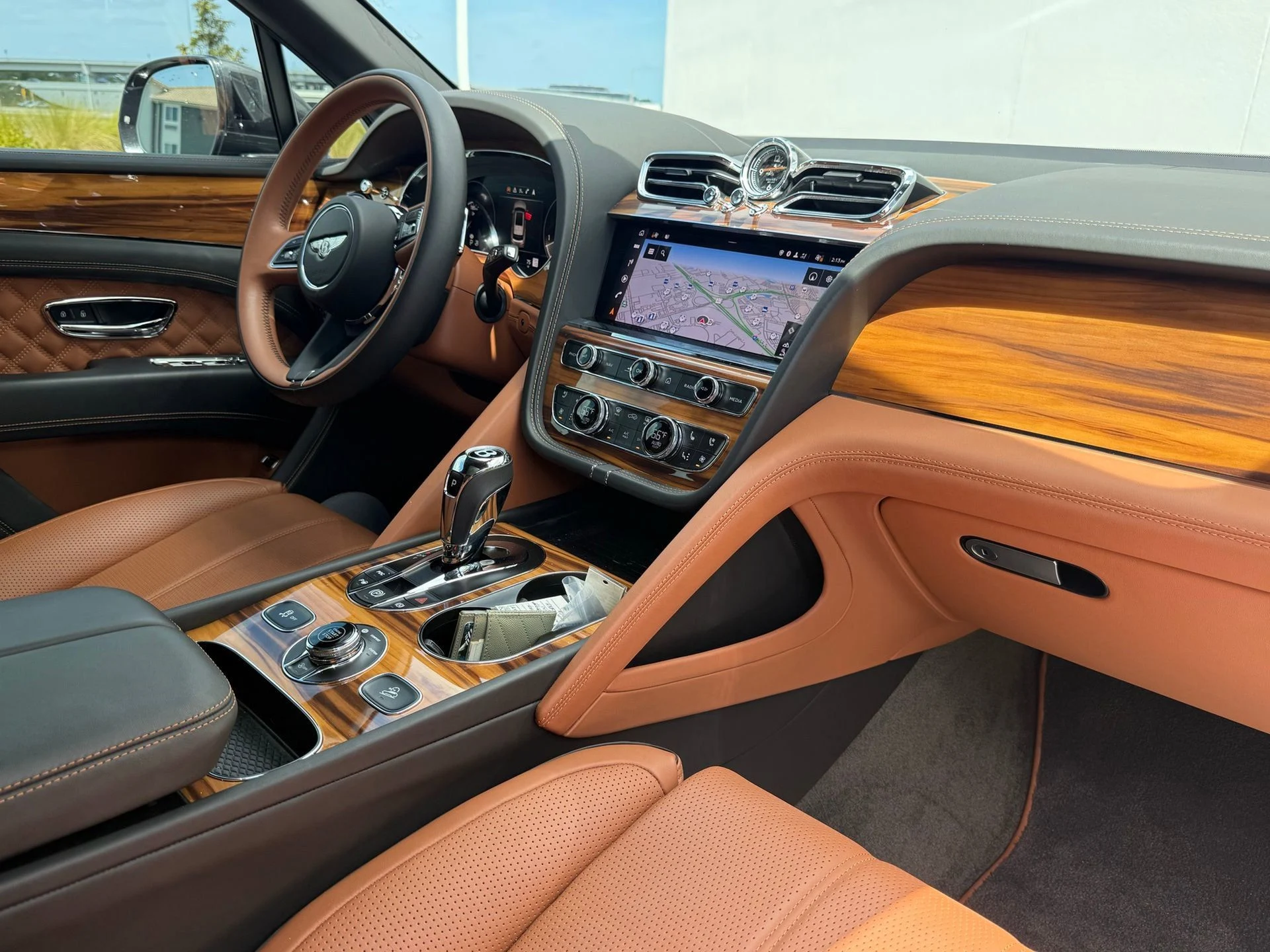 mph002_2641258049_e01d6031119f4bd0b0a7f5d308c5d1fe_19aa92a869