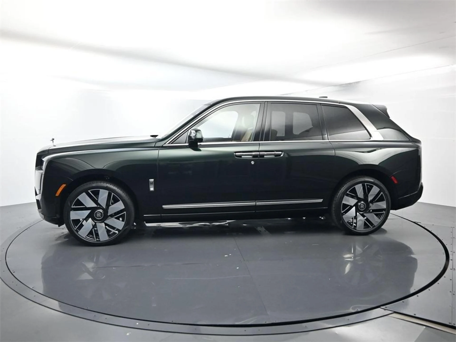 mph002_2641686199_N03_B_Jucq2_l_Ai7ui_Anw_Xu_IIUVY_c094beda36