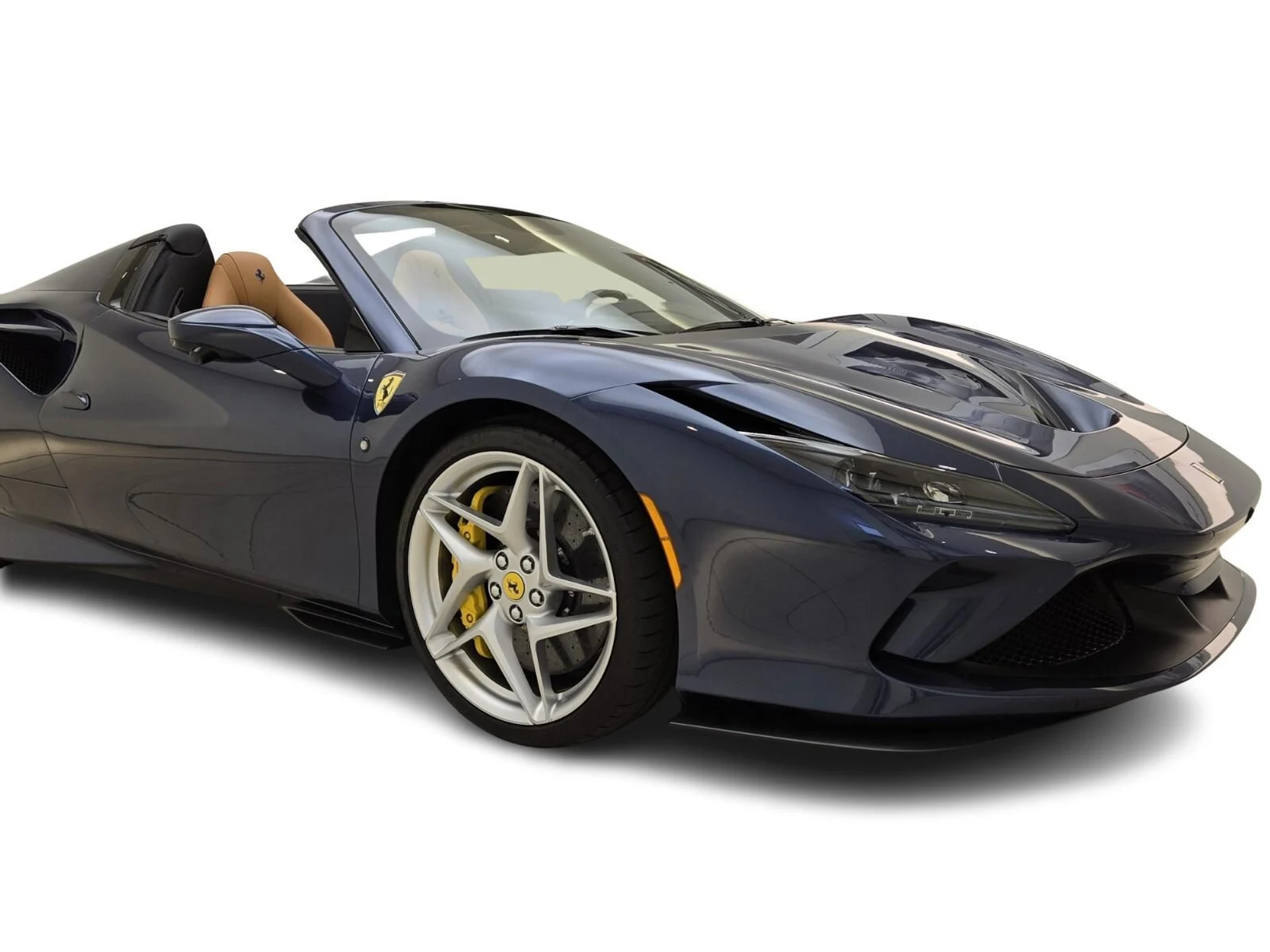 mph002_2645703614_Used_2022_Ferrari_F8_Spider_1753250627_d908fb467b