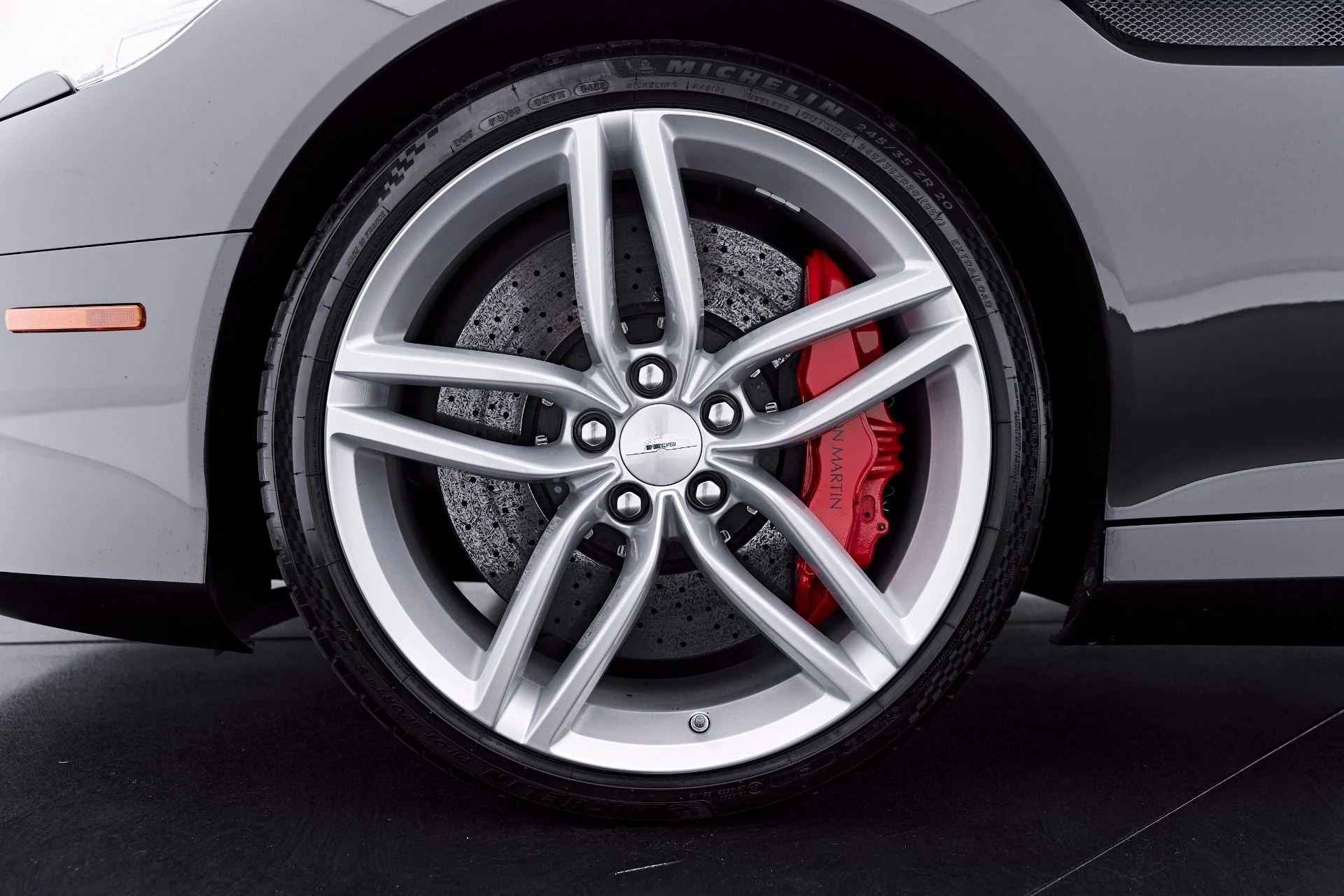 mph002_2645757713_Used_2014_Aston_Martin_DB_9_Base_1780968998_5919741d57