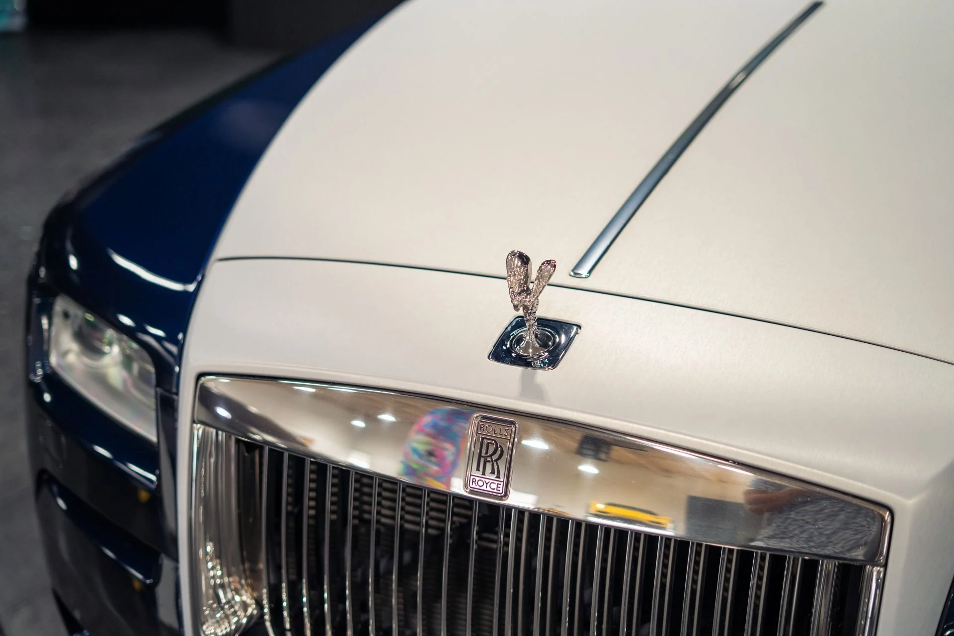 mph002_2647121602_Used_2014_Rolls_Royce_Wraith_Bespoke_Interior_1784145568_181f860b20