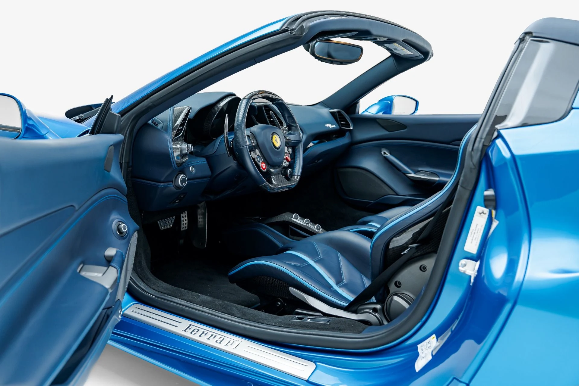 mph002_2647686398_Used_2019_Ferrari_488_Spider_1790895928_aeb920f4d1