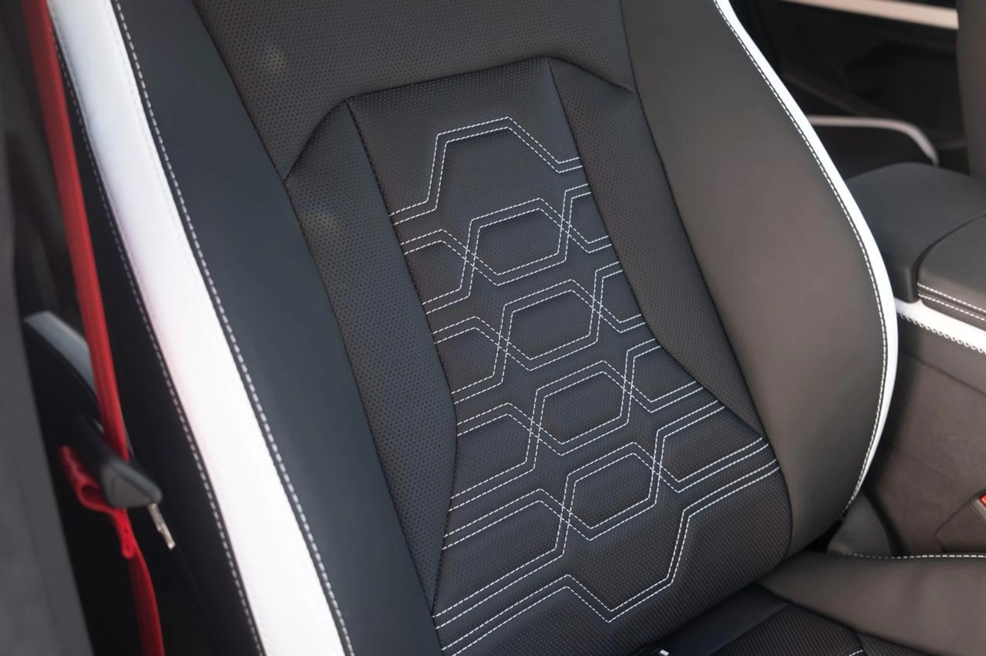 mph002_2648938869_1b5a7eb127da856df0f0bbc0ab2209cf_cc77de4052