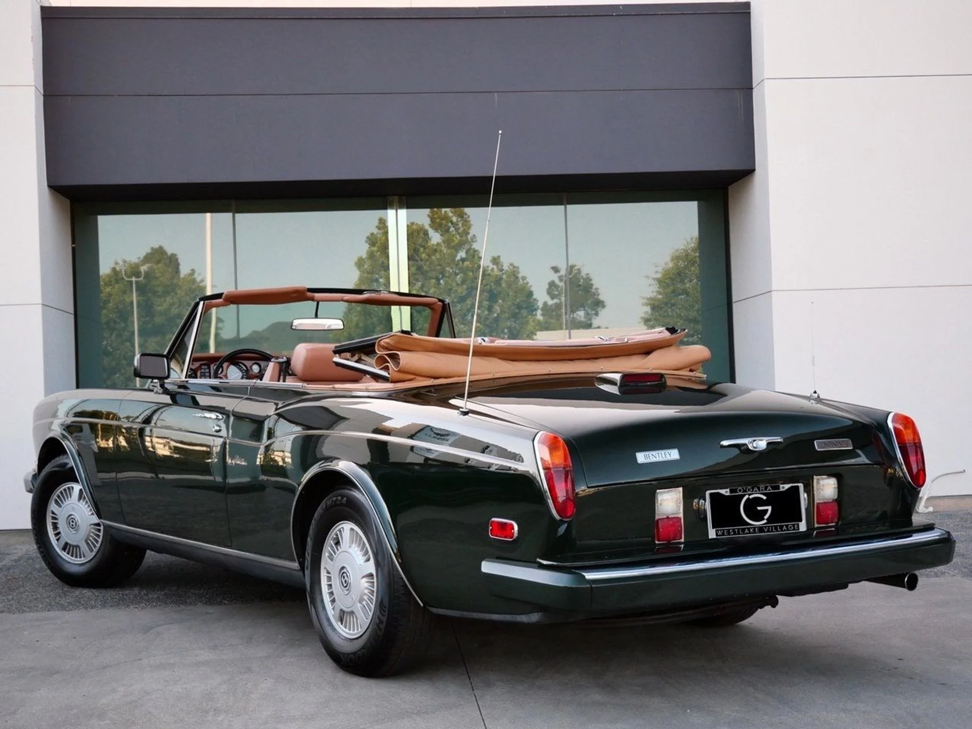 mph002_2651945550_4a9456a0988d5b778530c15182a3ae08x_50321bee02