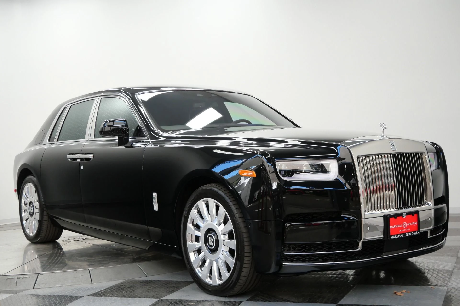 mph002_2656620422_Used_2019_Rolls_Royce_Phantom_The_Phantom_Package_Very_Low_Miles_Bespoke_Audio_1791821565_88de0f84c6