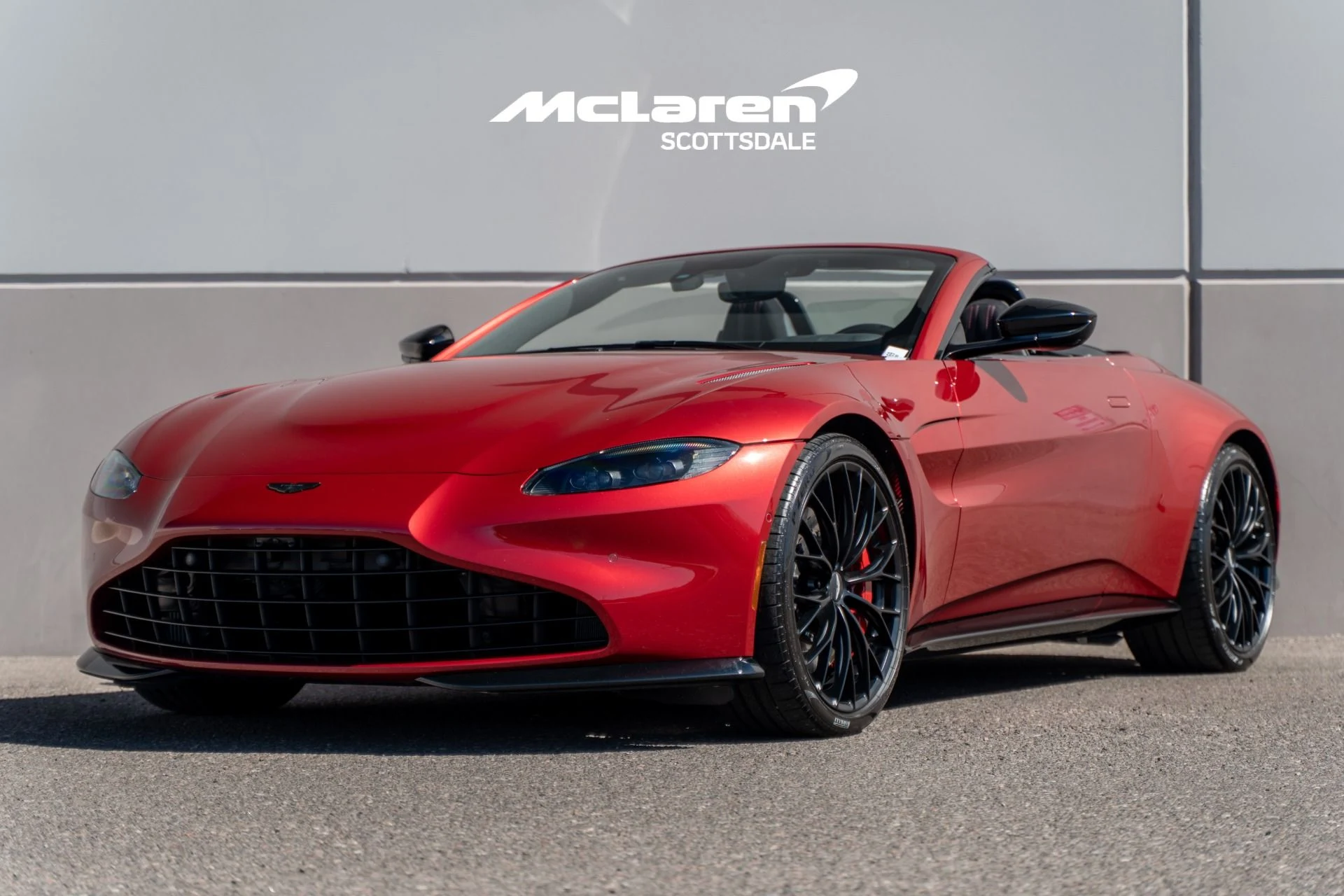 mph002_2659781175_Used_2022_ASTON_MARTIN_VANTAGE_1776494710_b2b6eda1c0