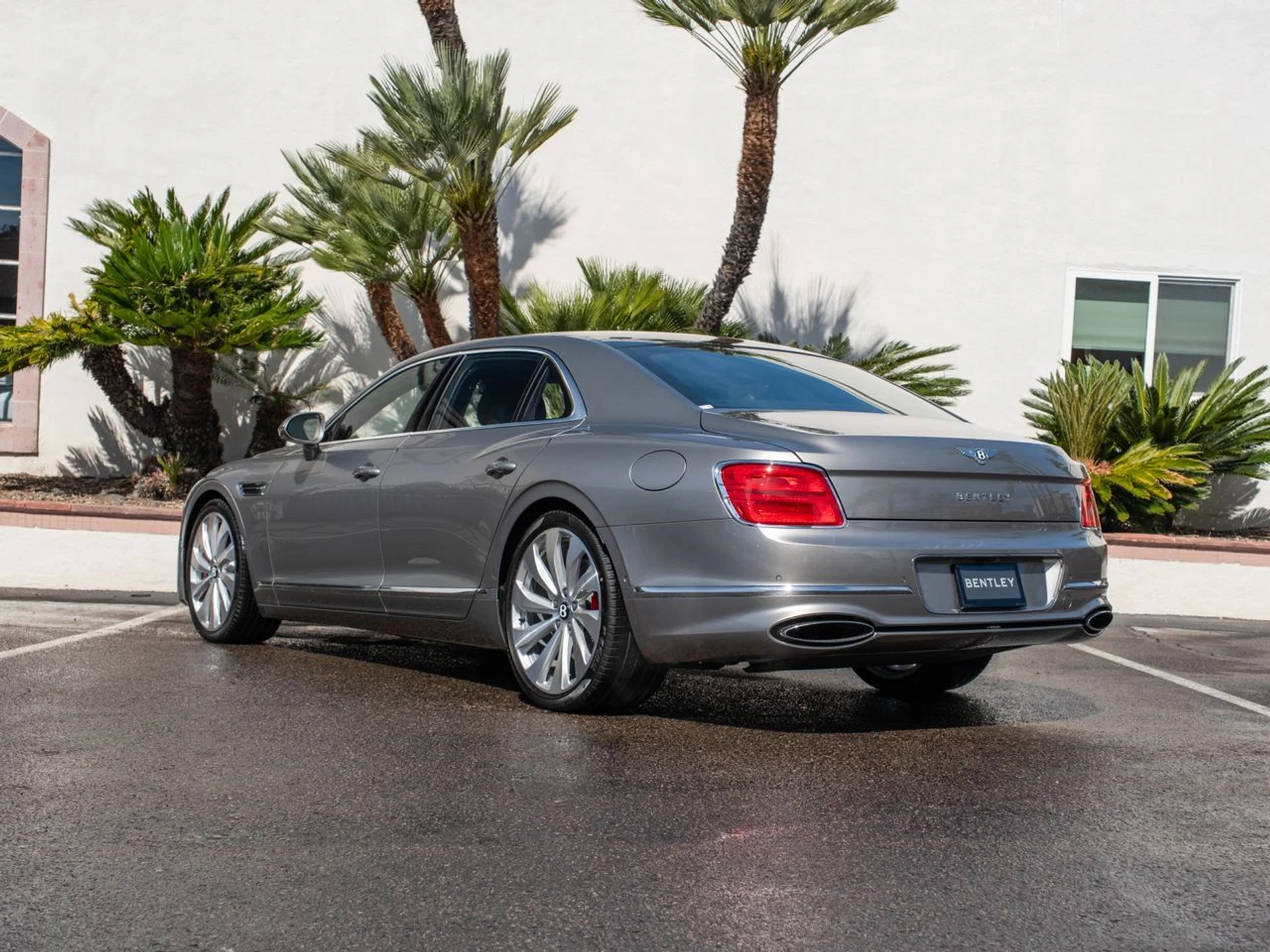 mph002_26623639_15387d92e0dfe7a4fc918f045a31ccf7x_9787ab5c0f