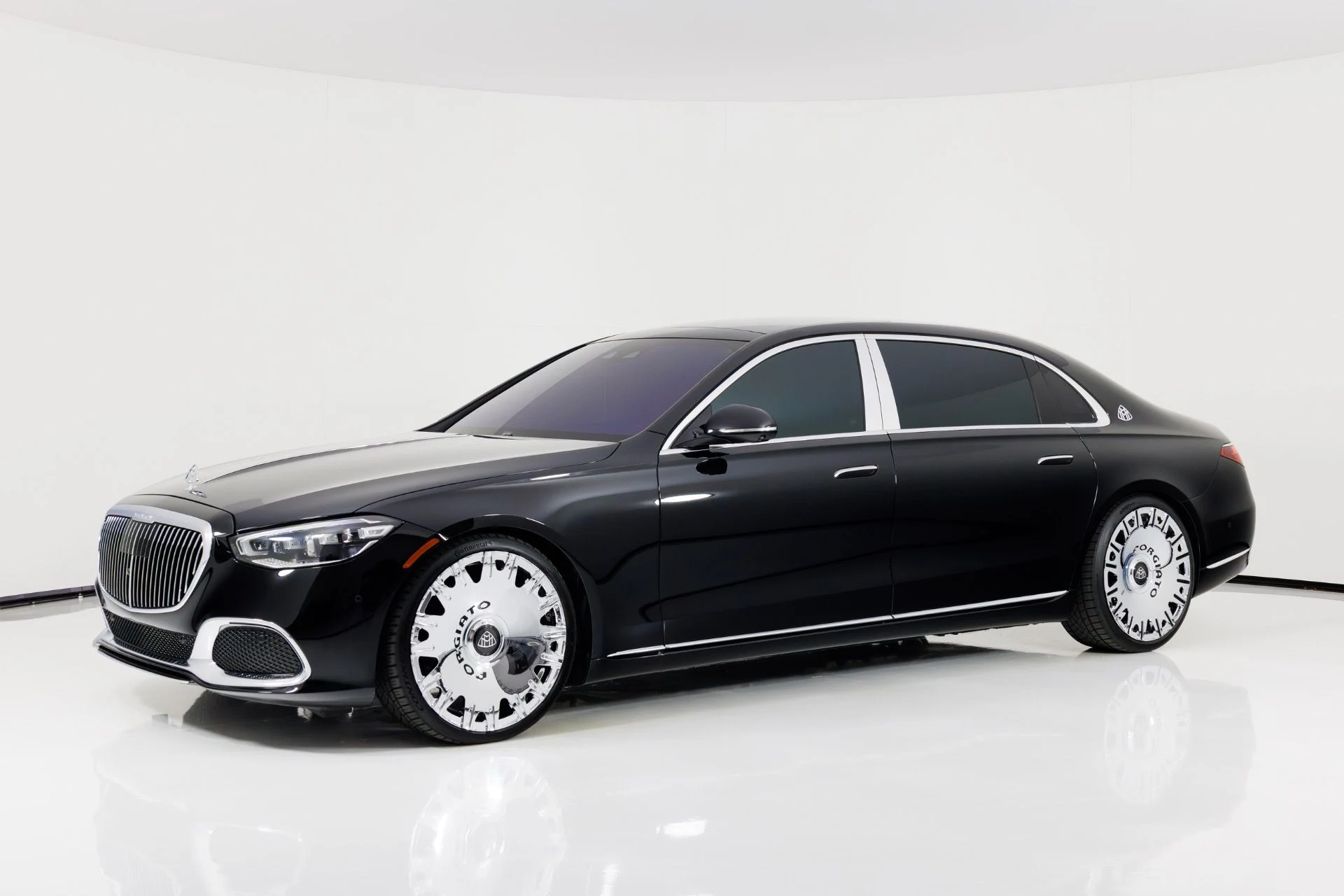 mph002_2664247885_Used_2022_Mercedes_Benz_S_Class_Maybach_S_580_1771272654_93a83e70c5