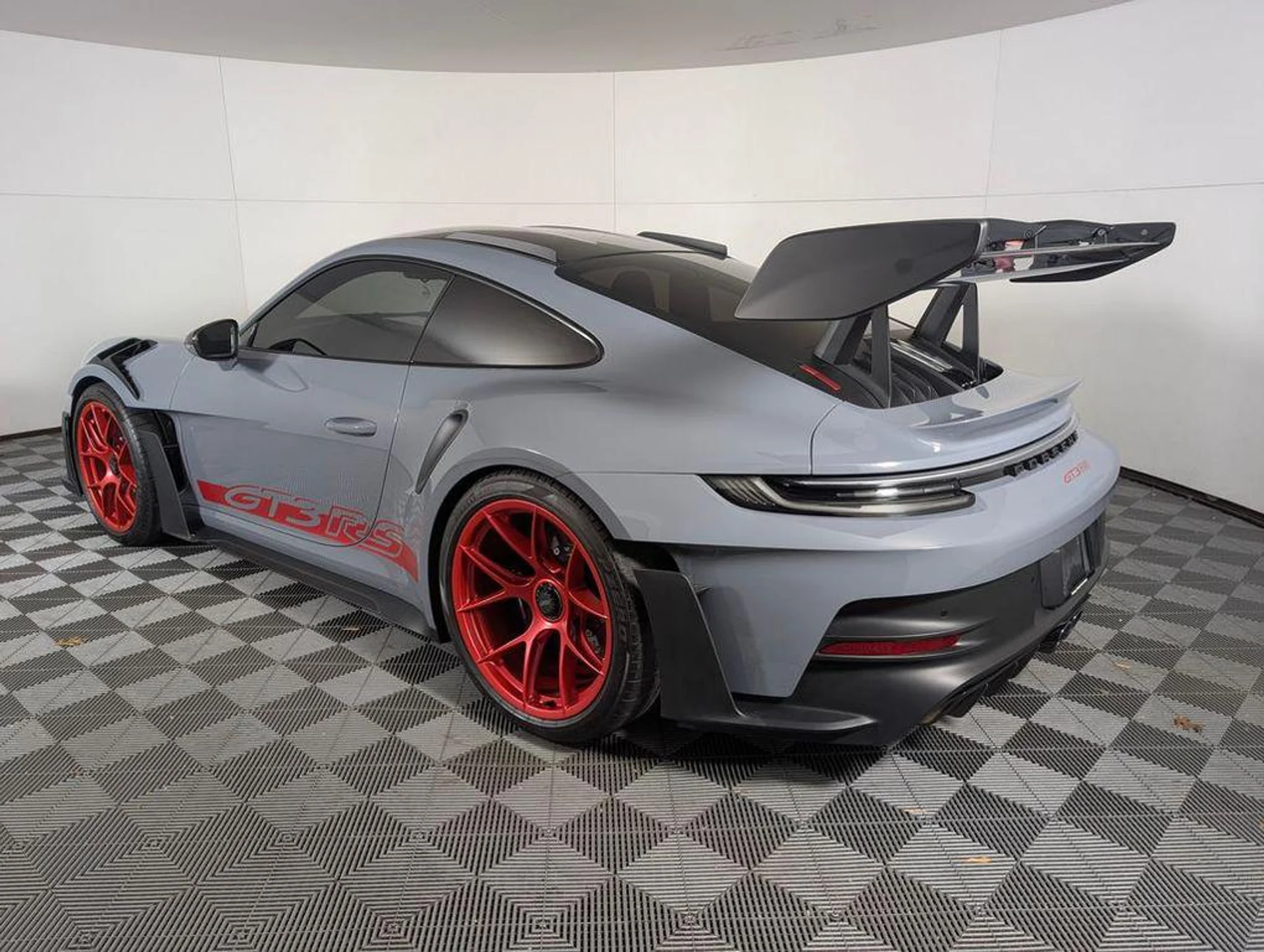 mph002_2664645955_Y_Jg3rze_Rf6d_ye_YC_1_CTV_Iufj48_f2748609f0