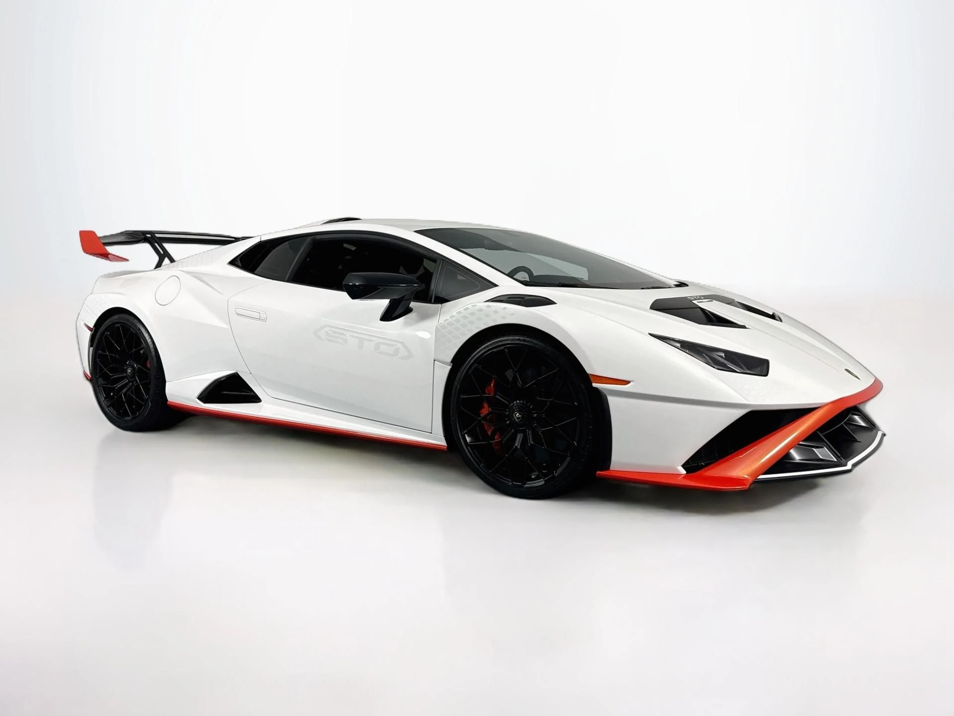 mph002_2669050920_Used_2022_Lamborghini_Huracan_STO_1789147567_788d4b47d8