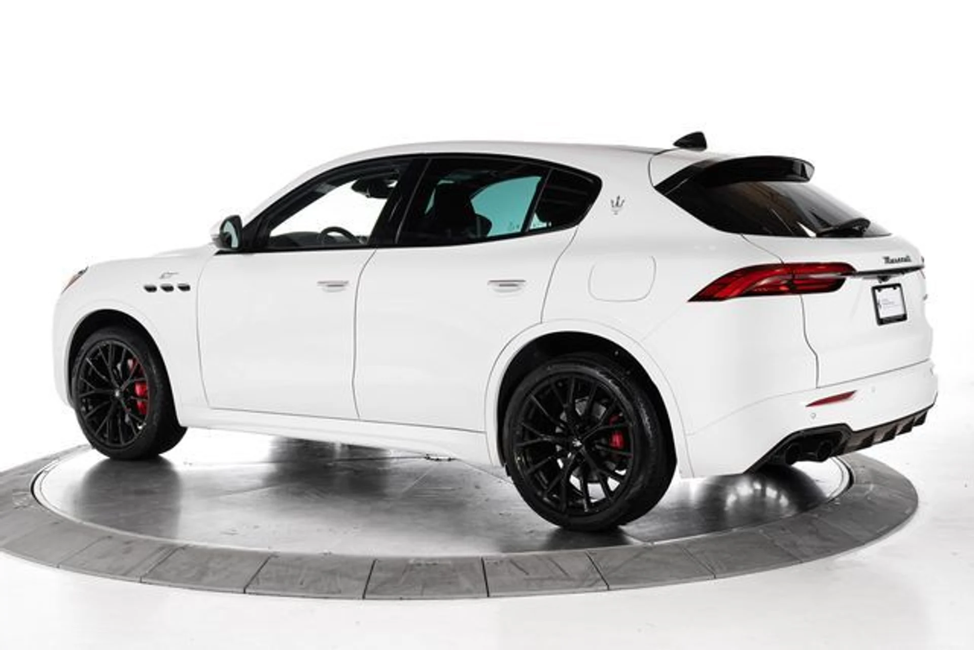 mph002_2671732883_1d6a6a7cc3d29b235e12c20ace4aa099x_27d26db5cd