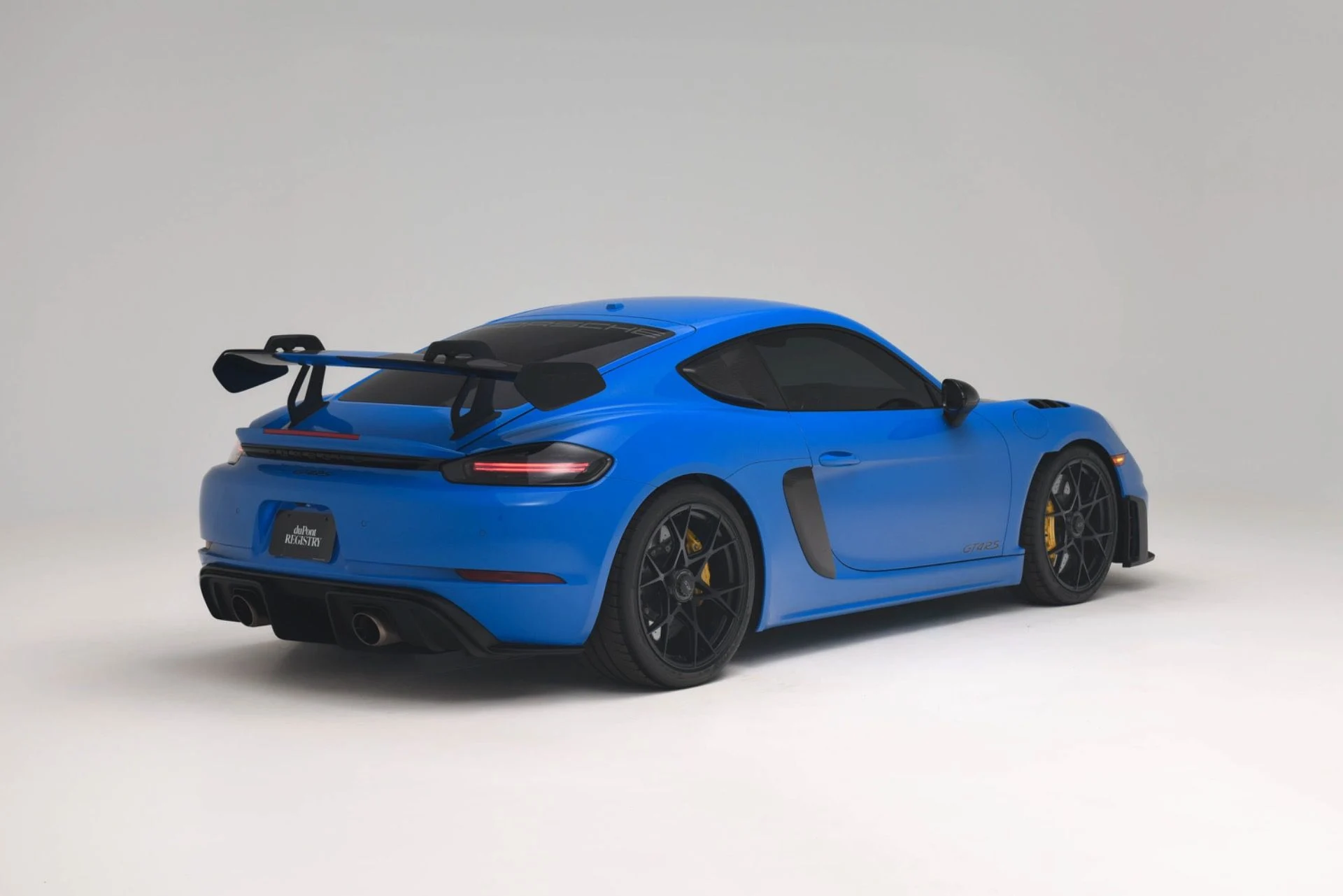 mph002_2679356682_Used_2024_Porsche_718_Cayman_GT_4_RS_1775171222_66ba9c629d