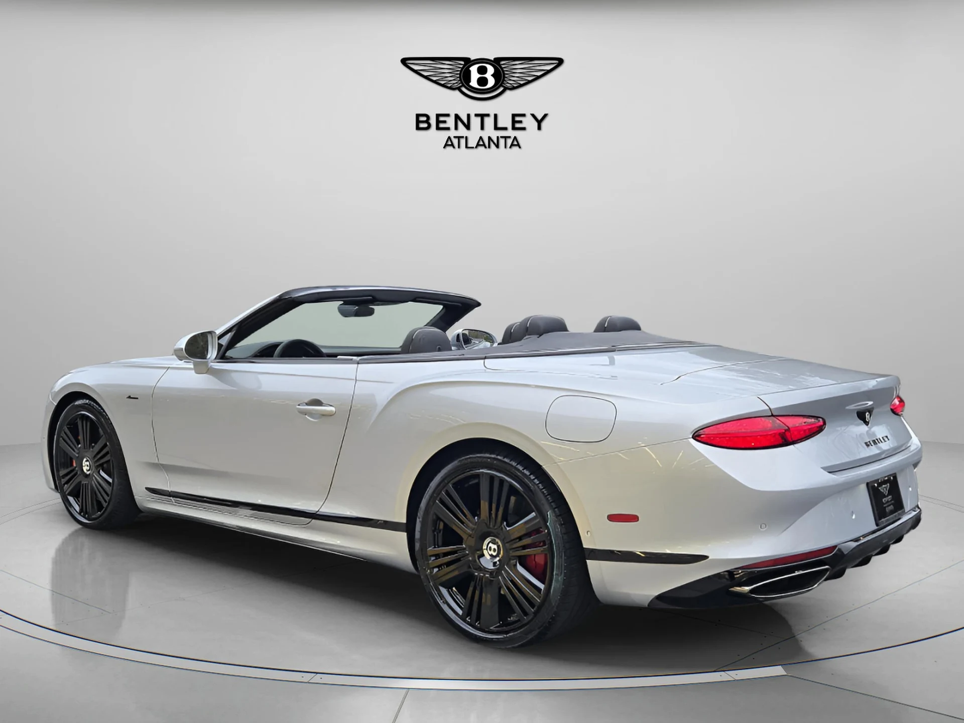 mph002_2688583425_101a6d2beb054bec17e72dd4967f3567x_558200ab42