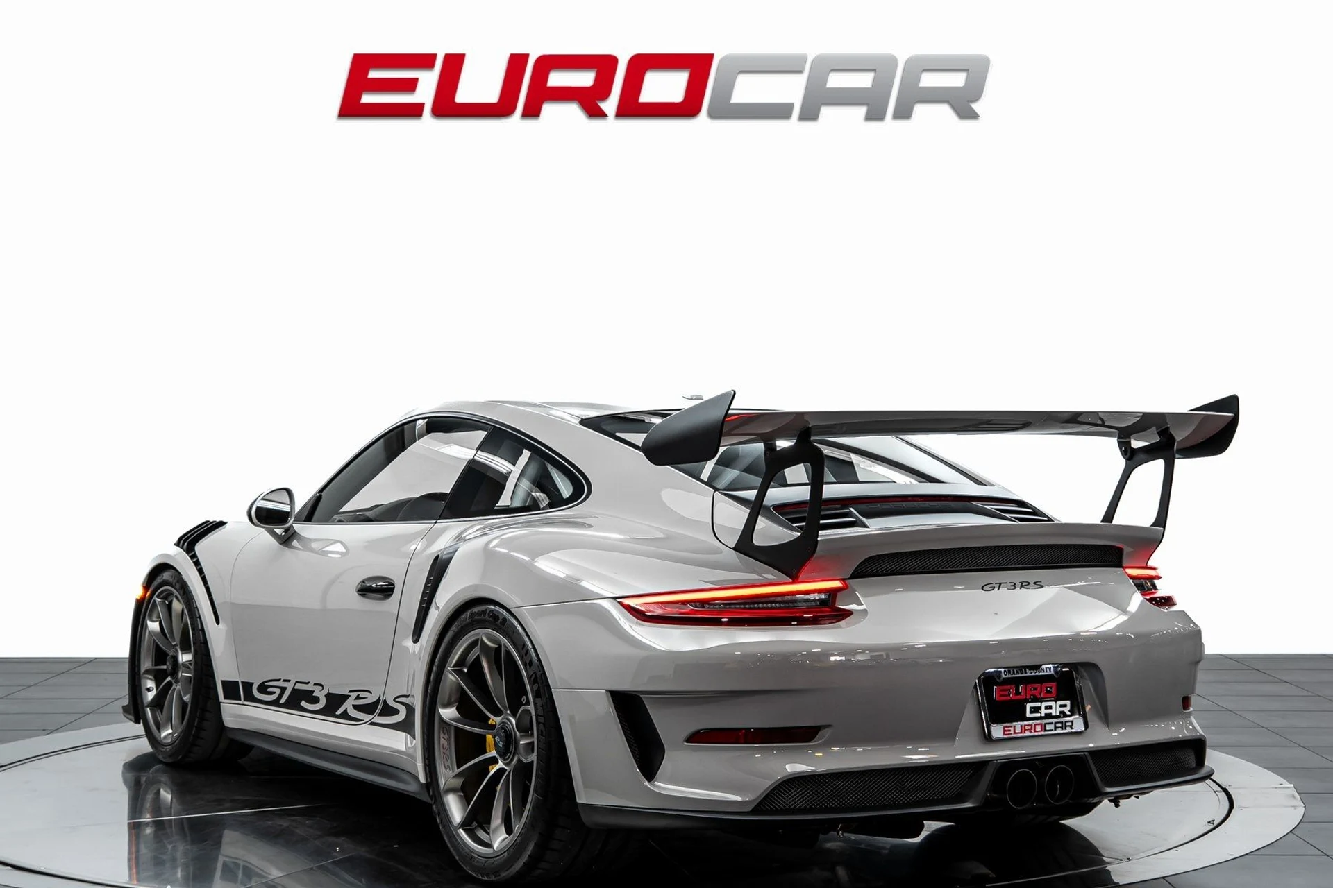 mph002_2692013792_image_3_d0f14e2aff