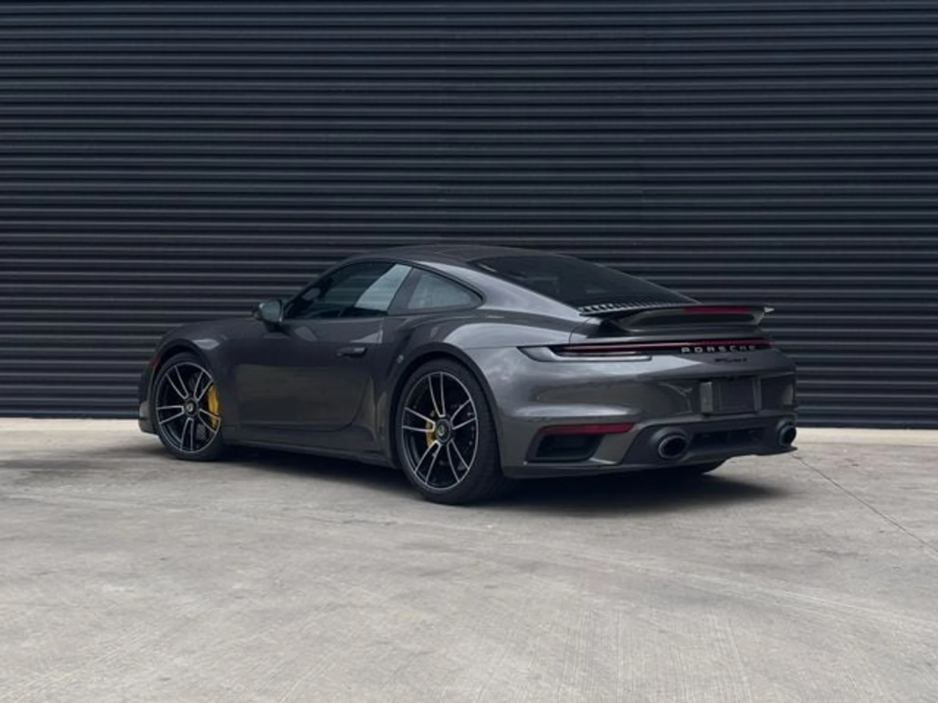 mph002_2694587835_506b575db5854de20859a6e769f57e7cx_c0495ca5cb