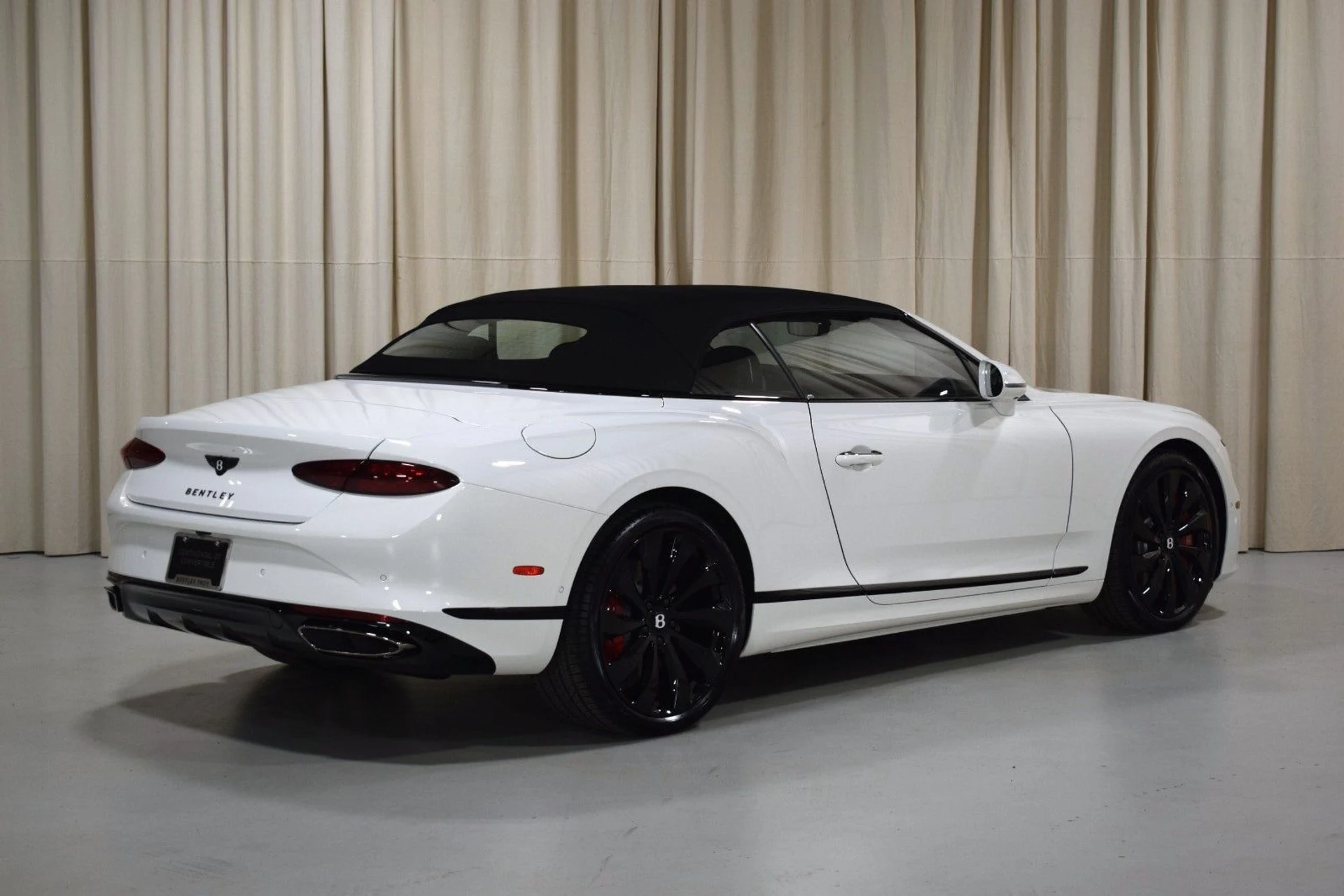 mph002_2700362563_38f0d7ef451abf66072484024210e2f6x_579ec7b997