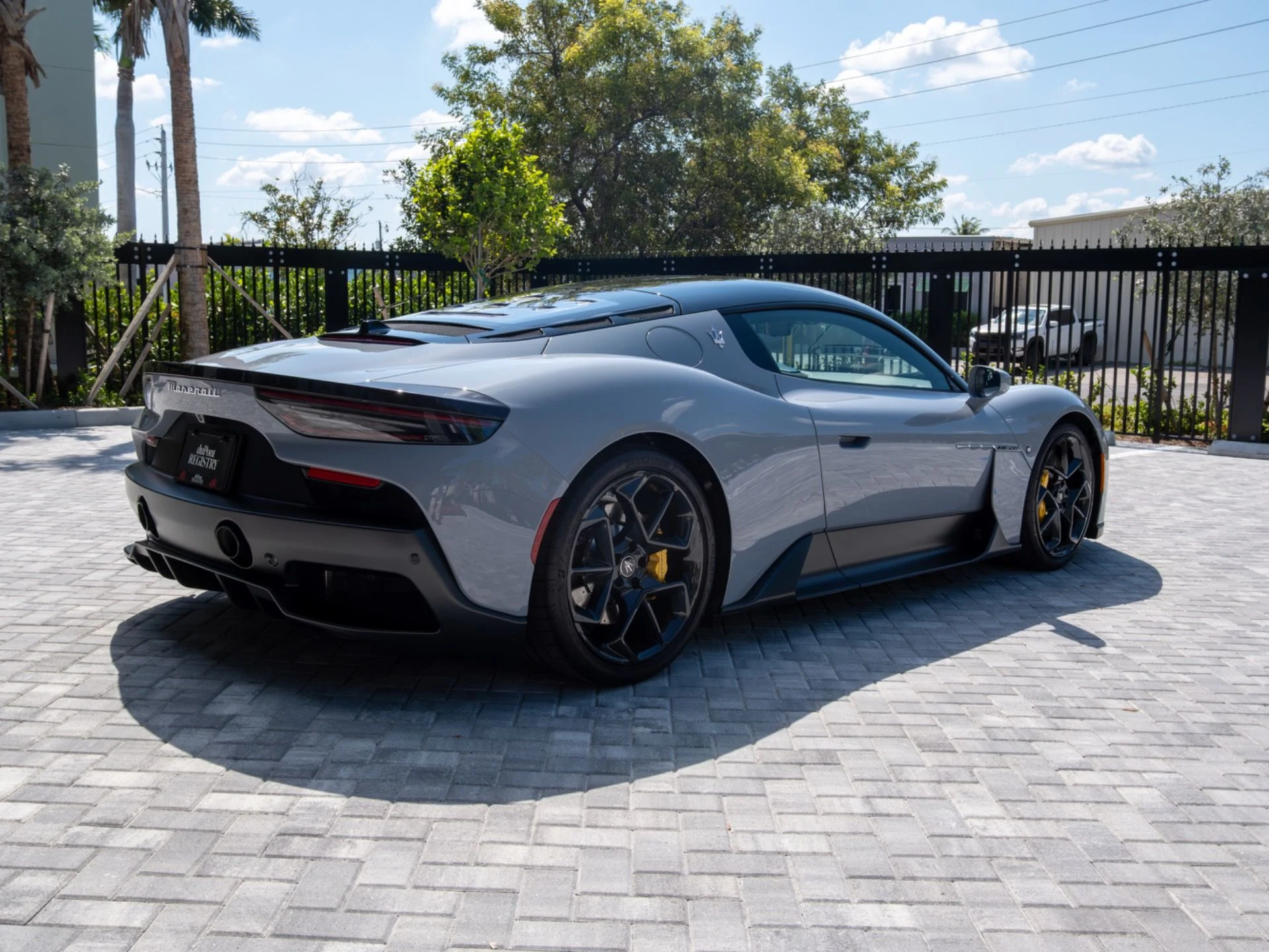 mph002_2702270641_Used_2023_Maserati_MC_20_1774904473_fb721b08db