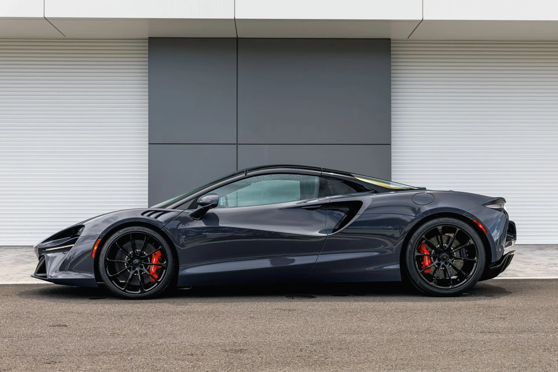 mph002_2702485581_591_p3_l_7857d7b7a9