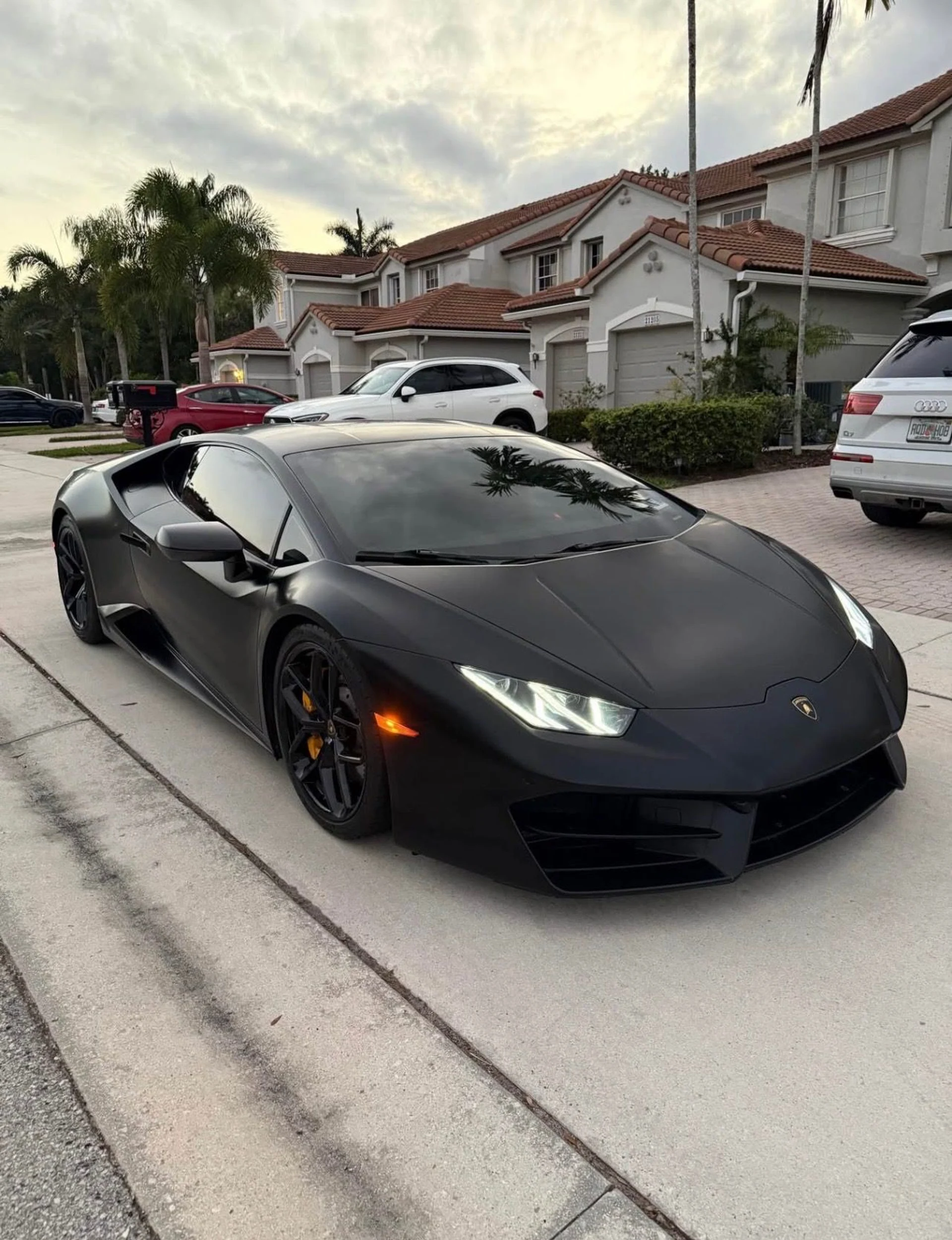 mph002_2702569197_Used_2016_Lamborghini_Huracan_LP_580_2_1769614538_c24a586b04